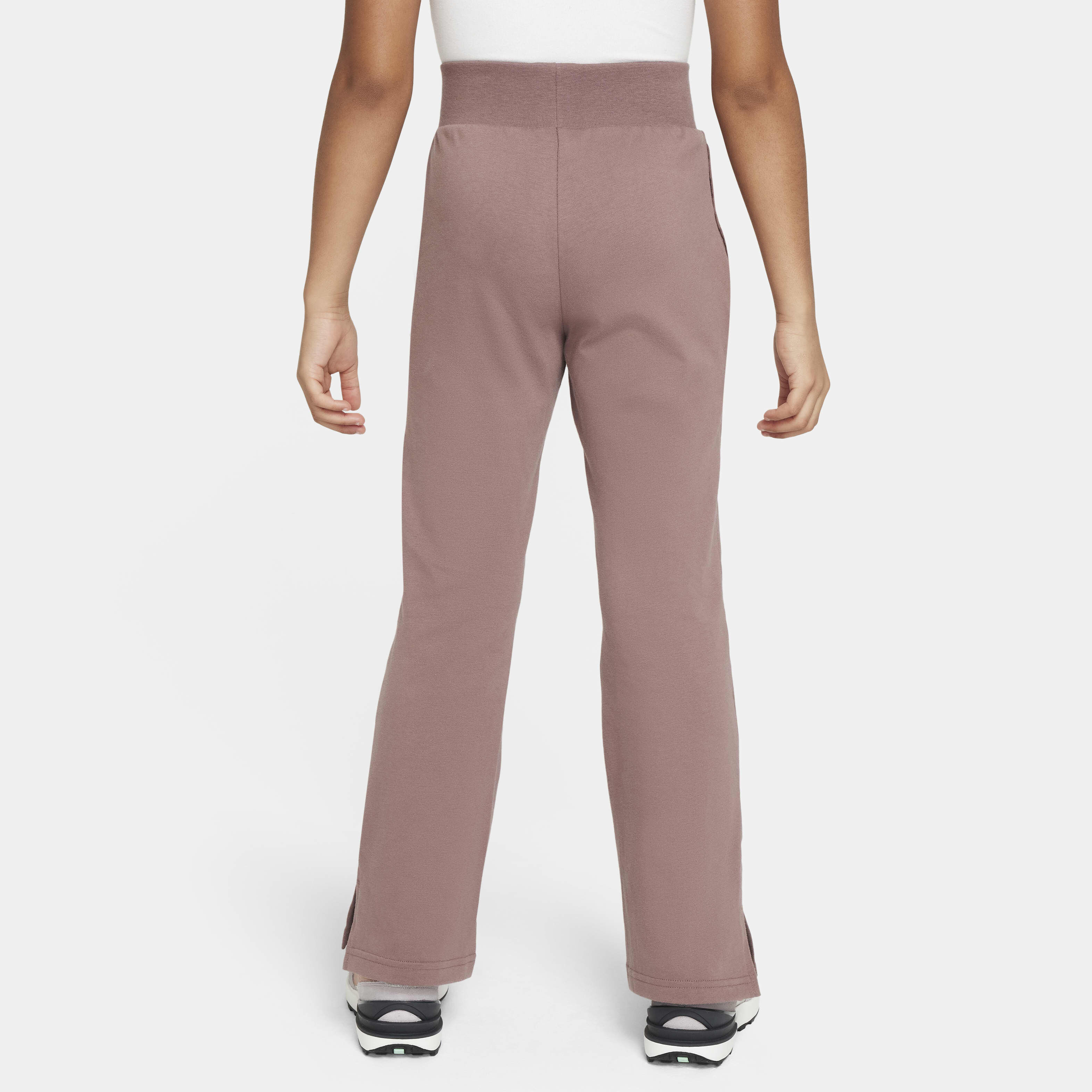 نايكي سبورتسوير image number 1