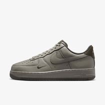 Nike Air Force 1 '07 LV8