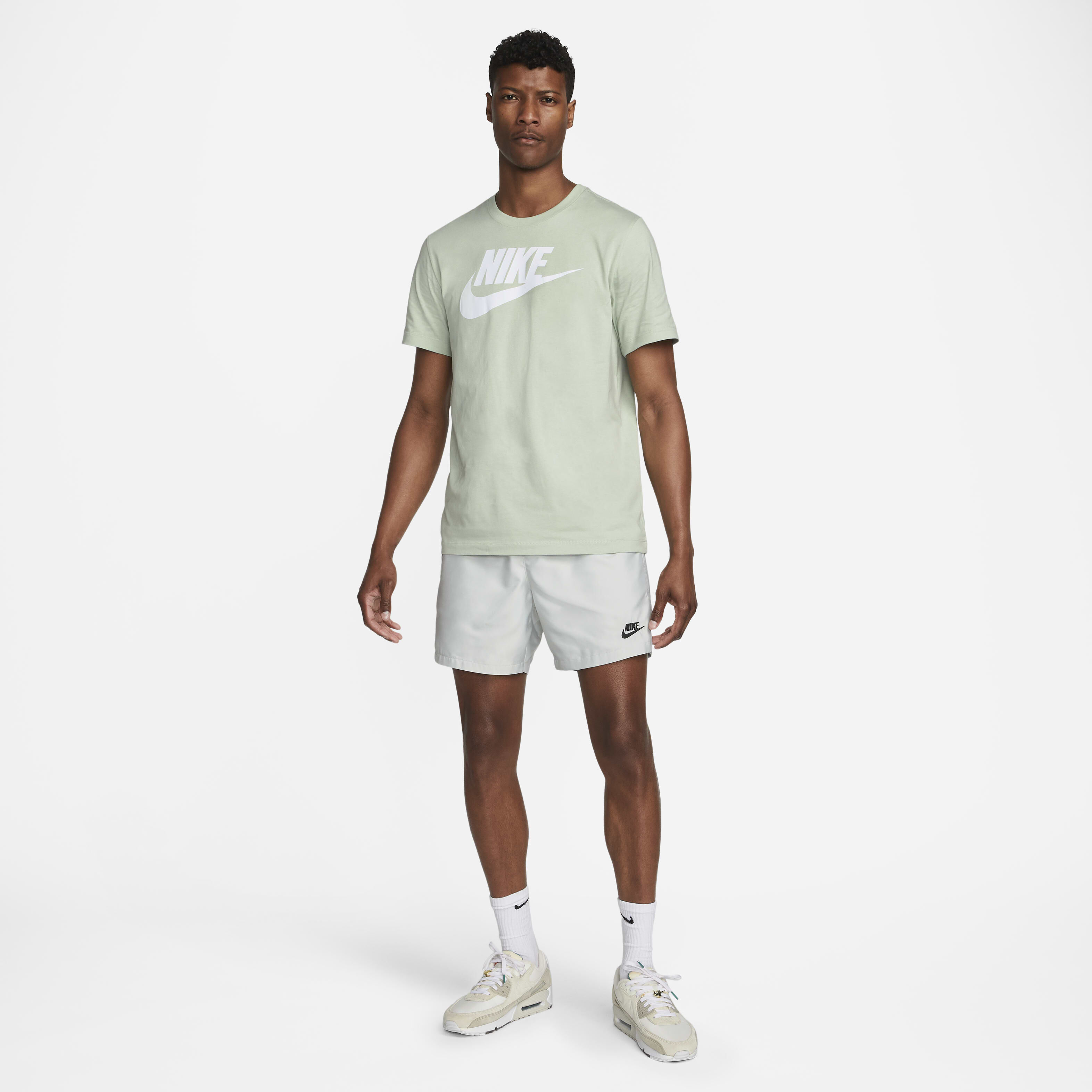 نايكي سبورتسوير image number 3