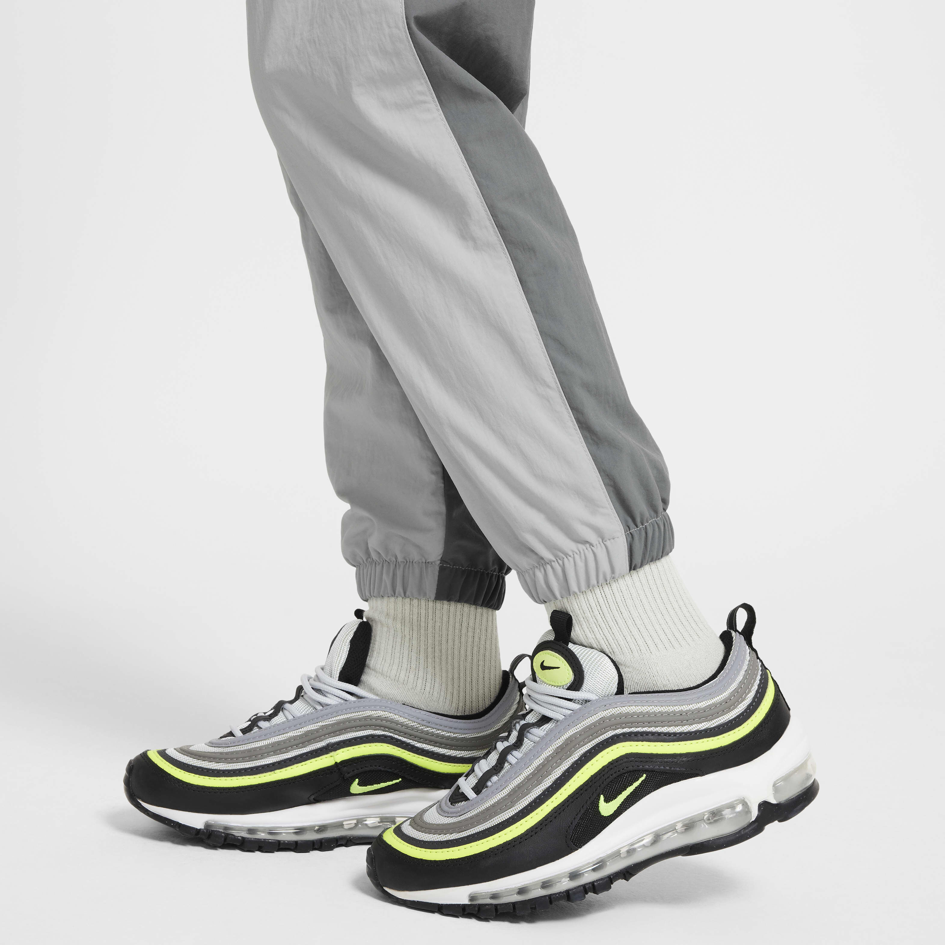 Nike Sportswear Amplify image number 5