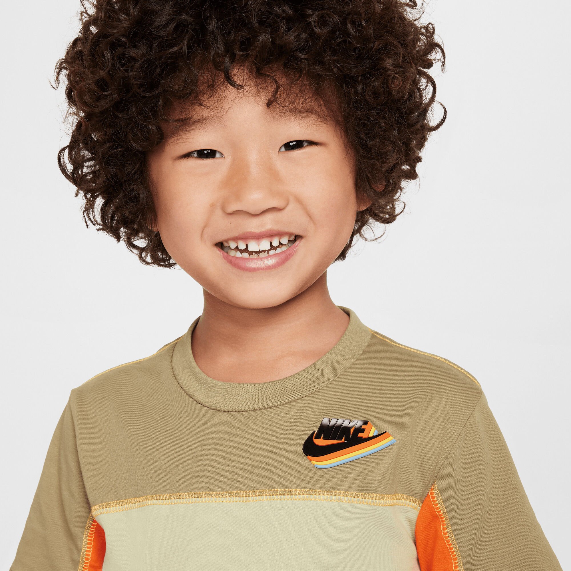 Nike Sportswear Reimagine image number 2