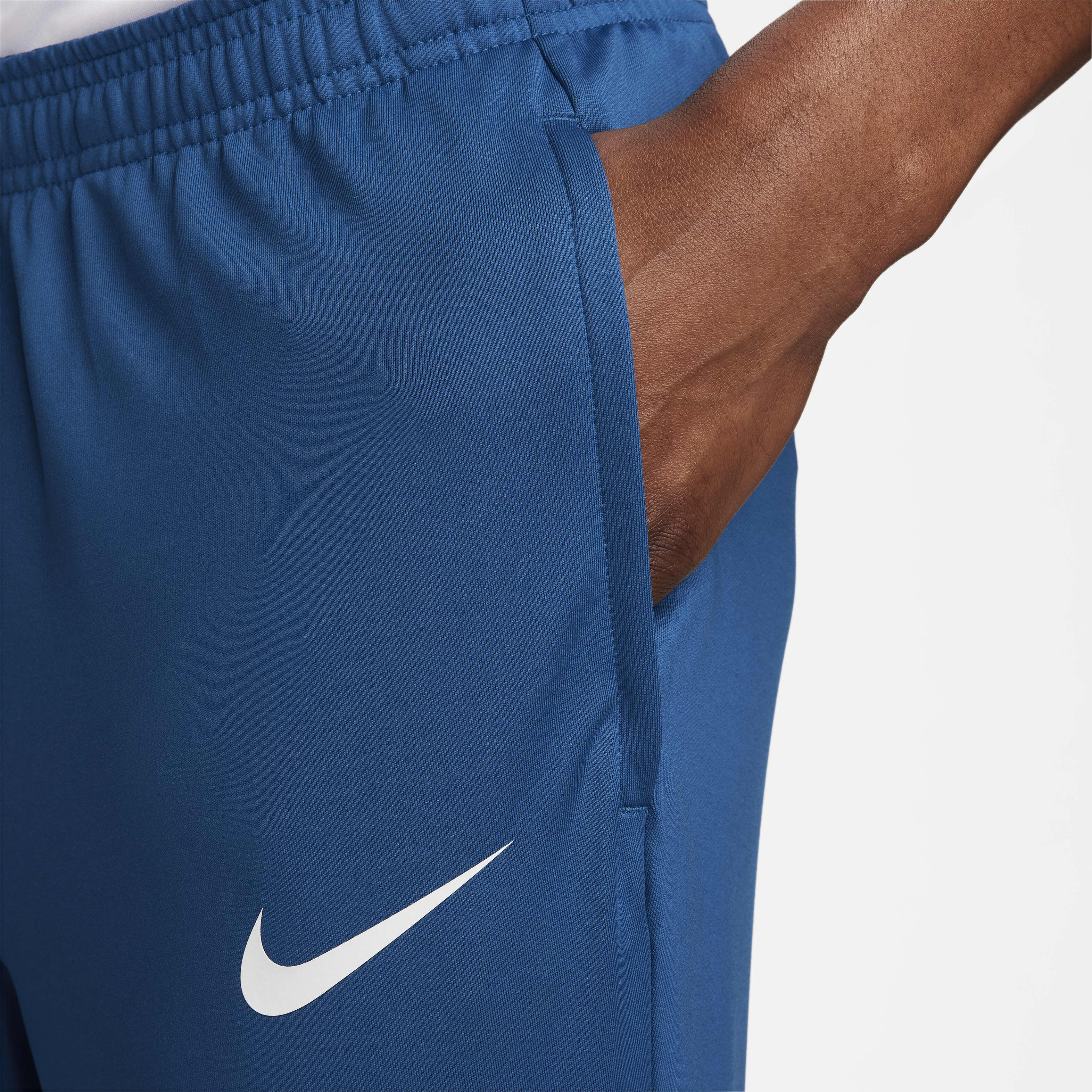 Nike Strike image number 3