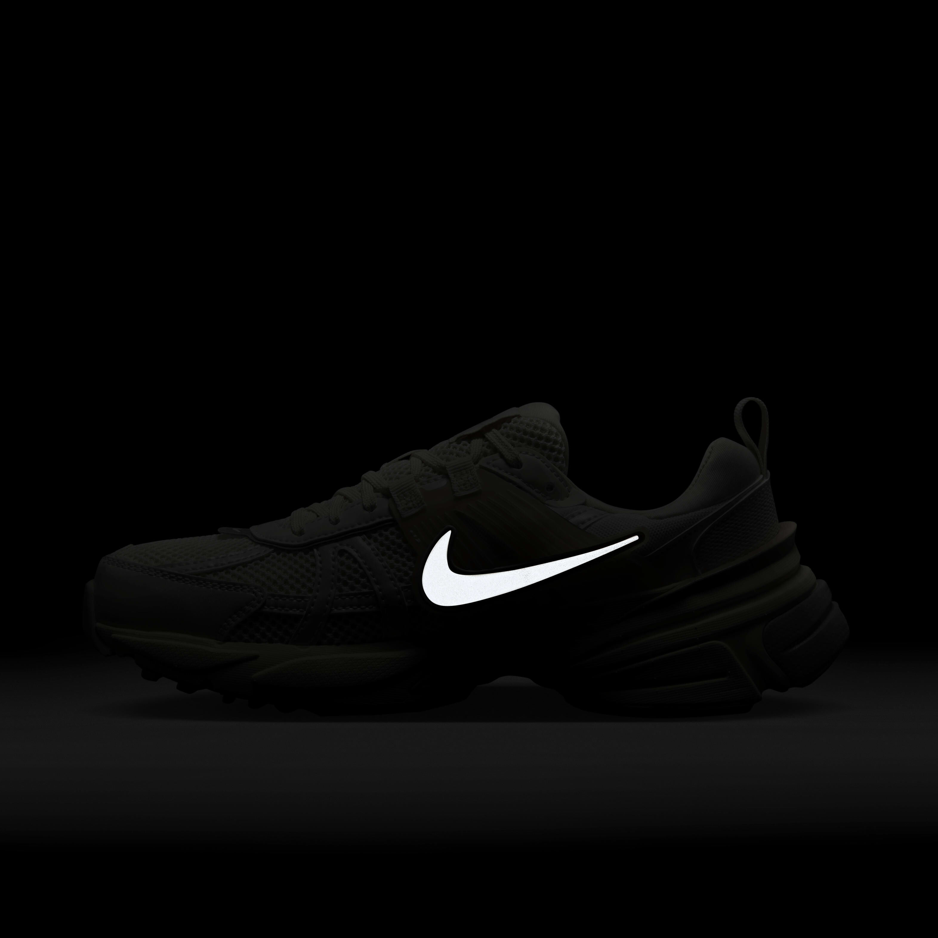 Nike V2K Run image number 10