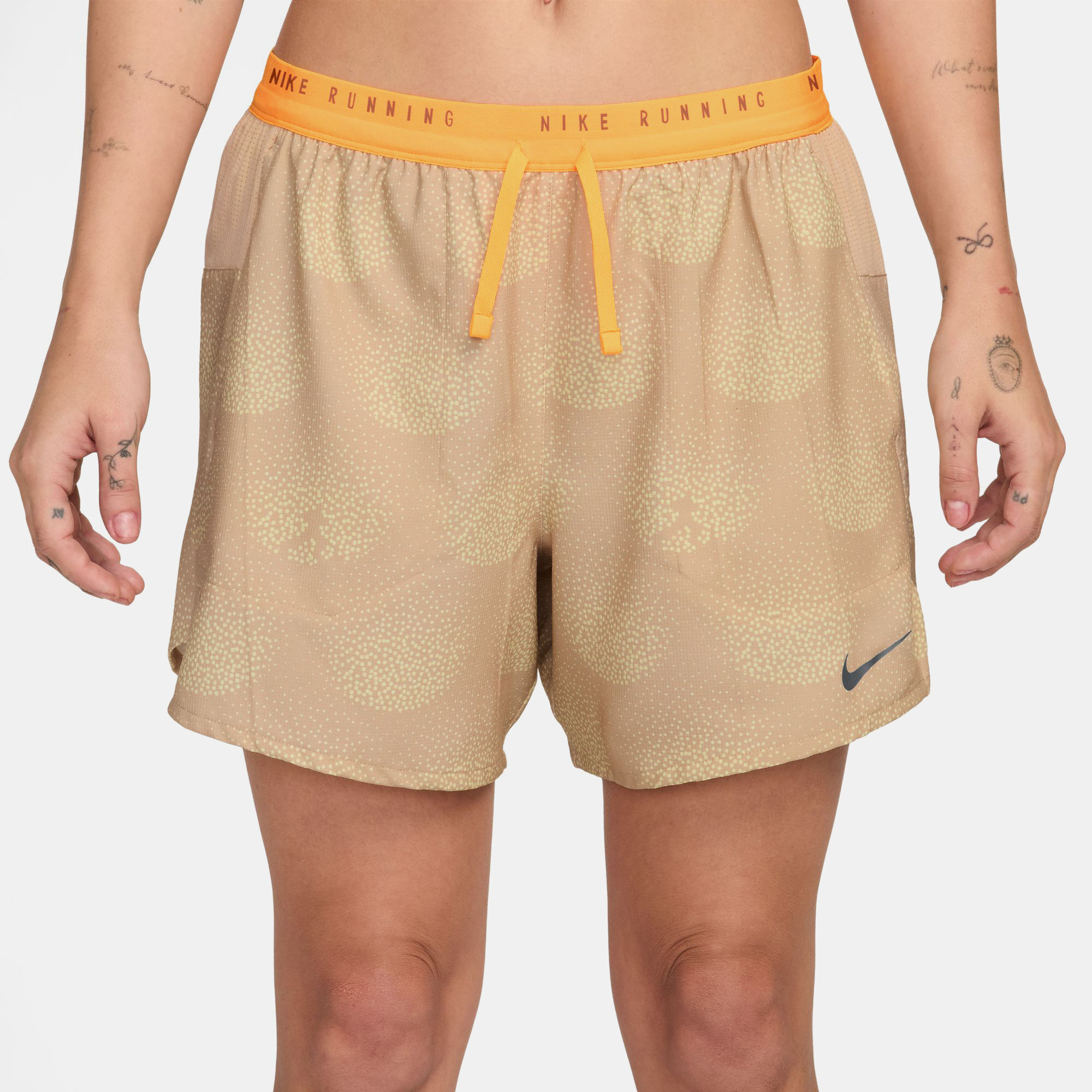 Nike Stride image number 0