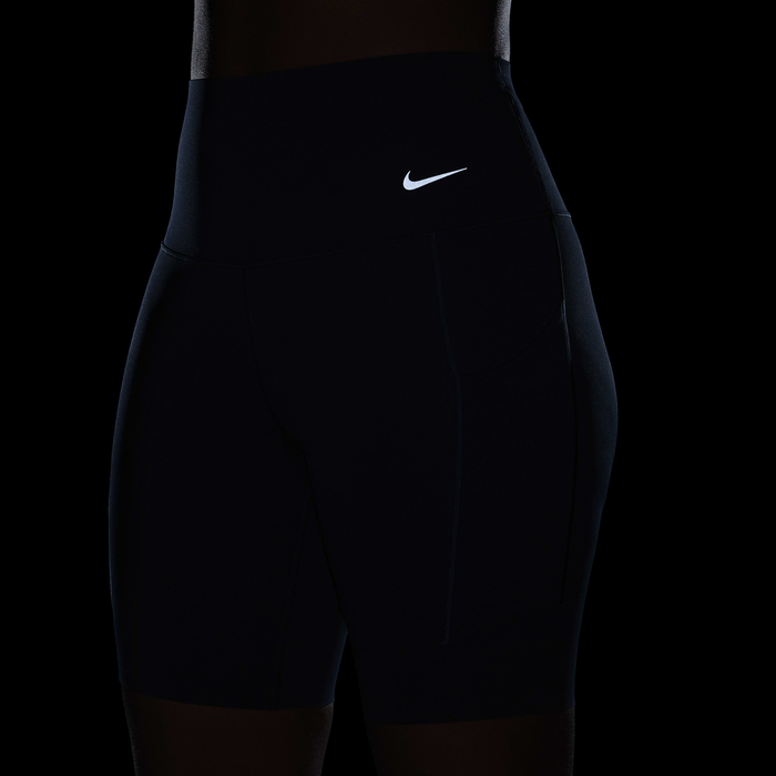 نايكي يونيفرسا image number 7 نايكي يونيفرسا image number 7