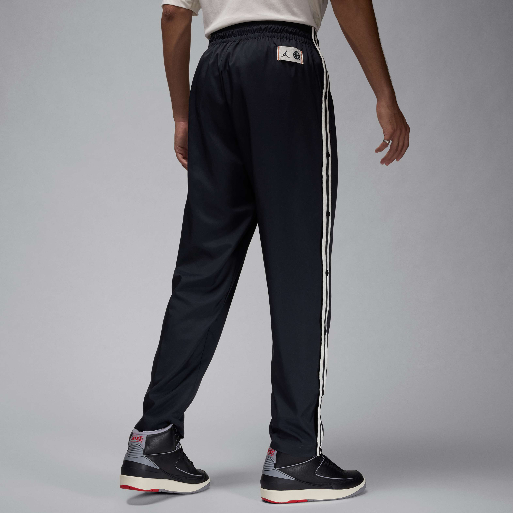 Zoom image