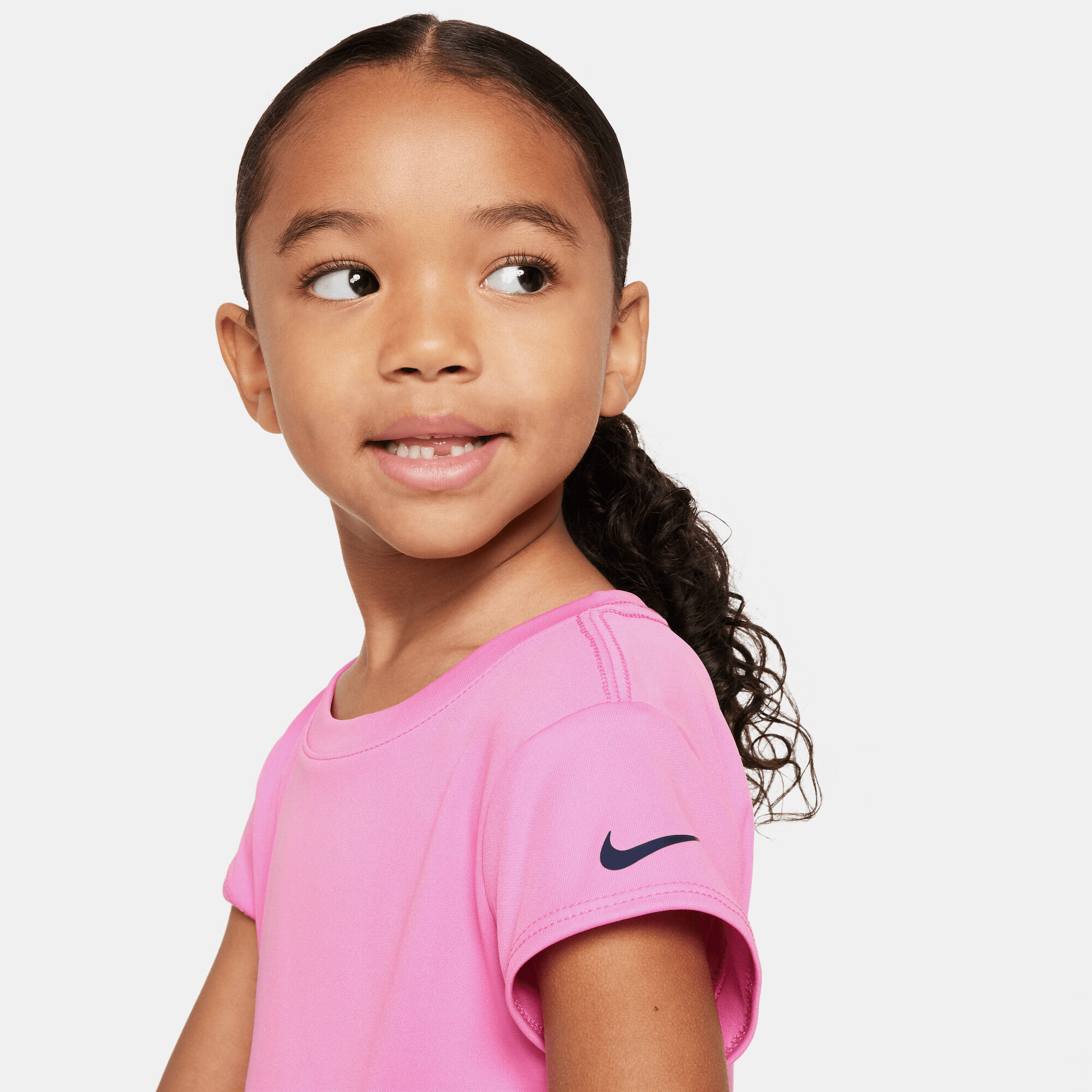 Nike Dri-FIT Happy Camper image number 4