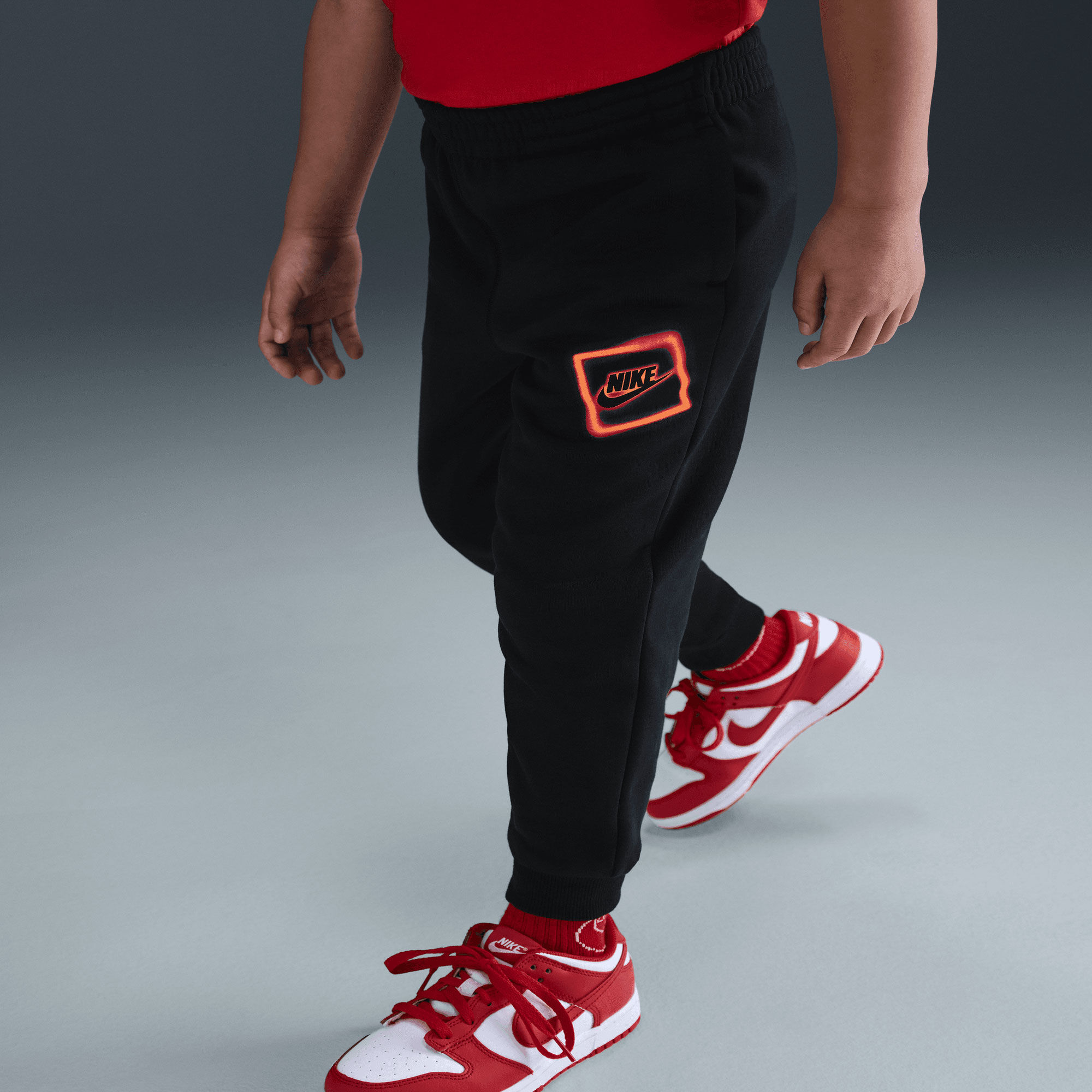 Nike Glow With Me image number 7