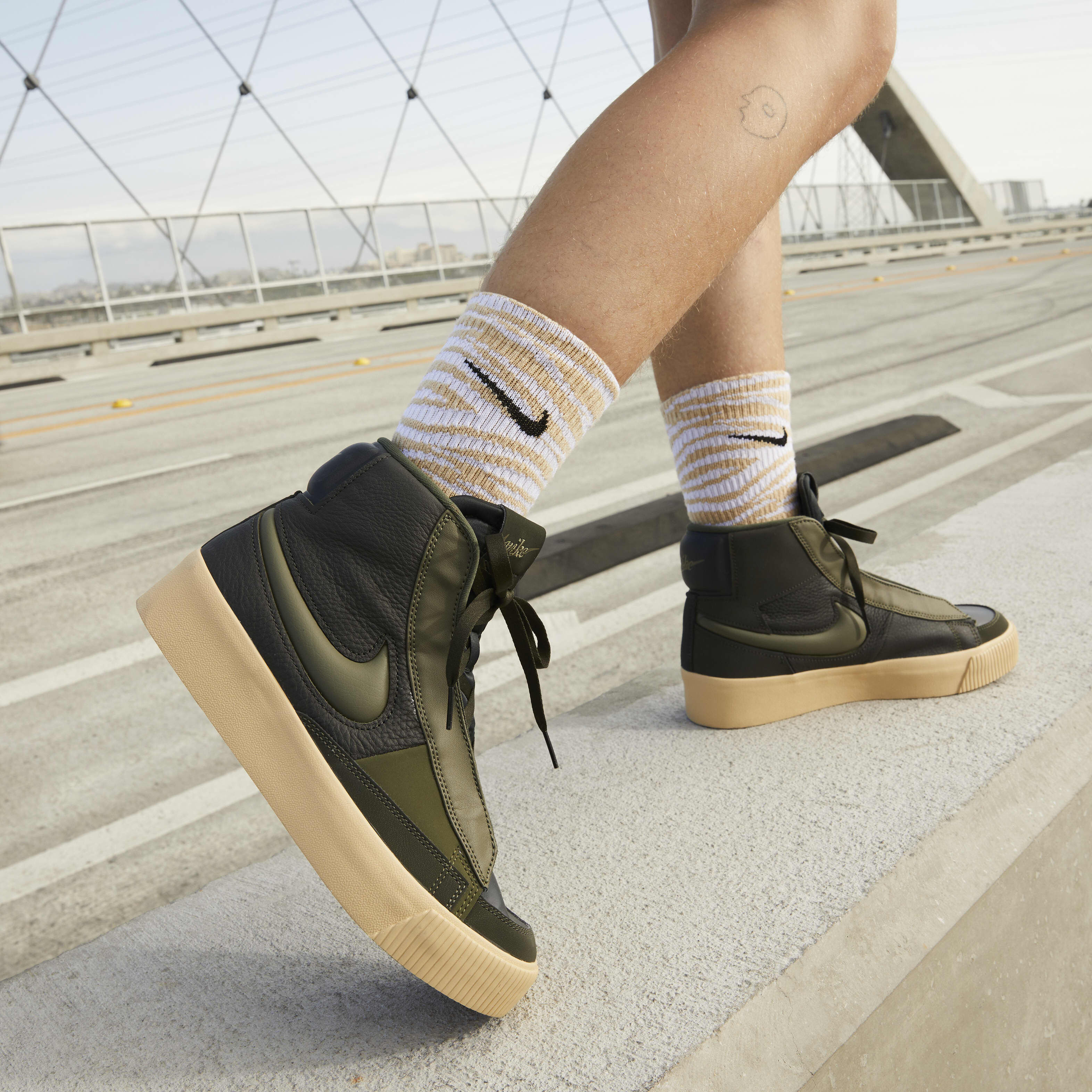 نايكي بليزر ميد فيكتوري image number 1