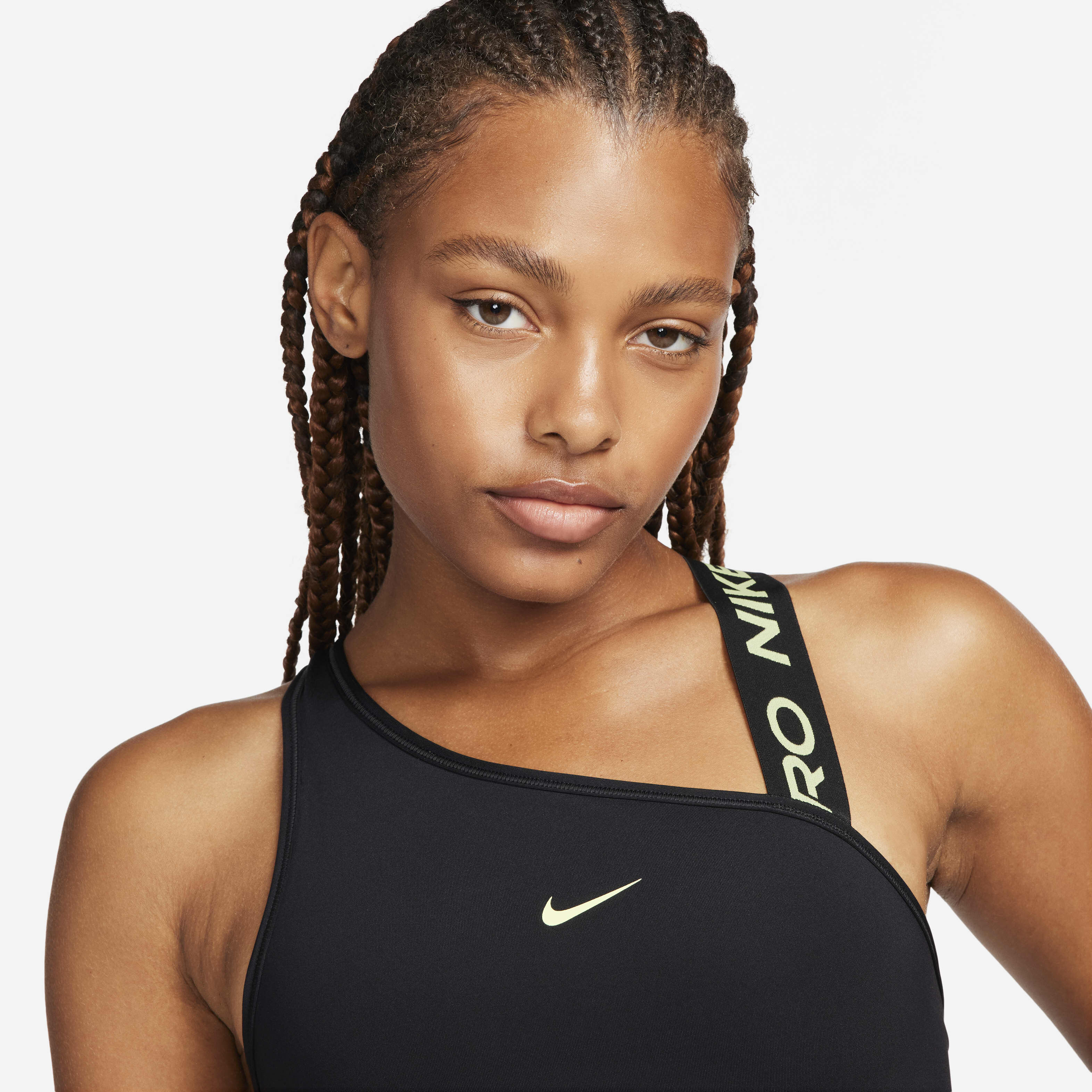 Nike Pro Swoosh image number 3