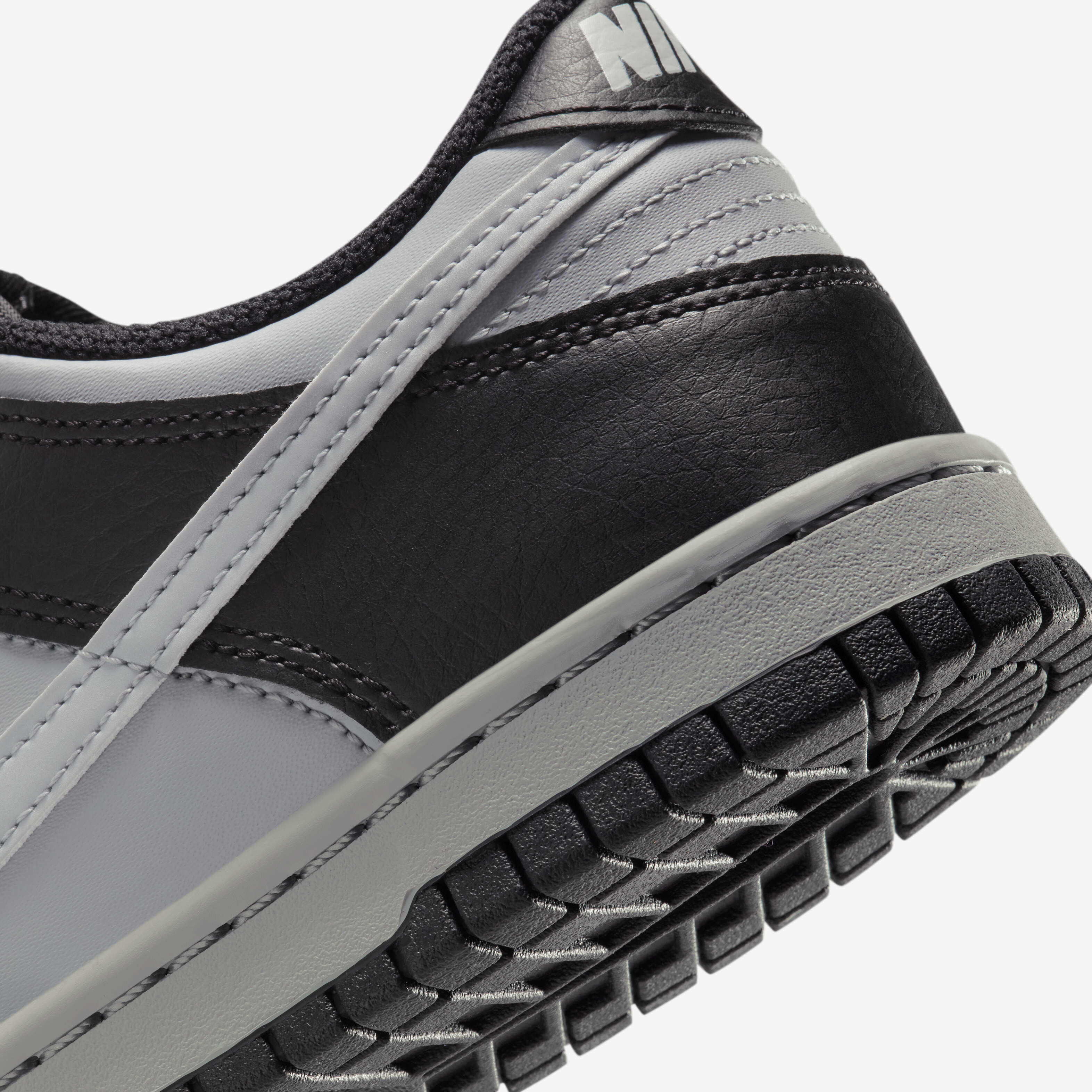 Nike Dunk Low image number 7