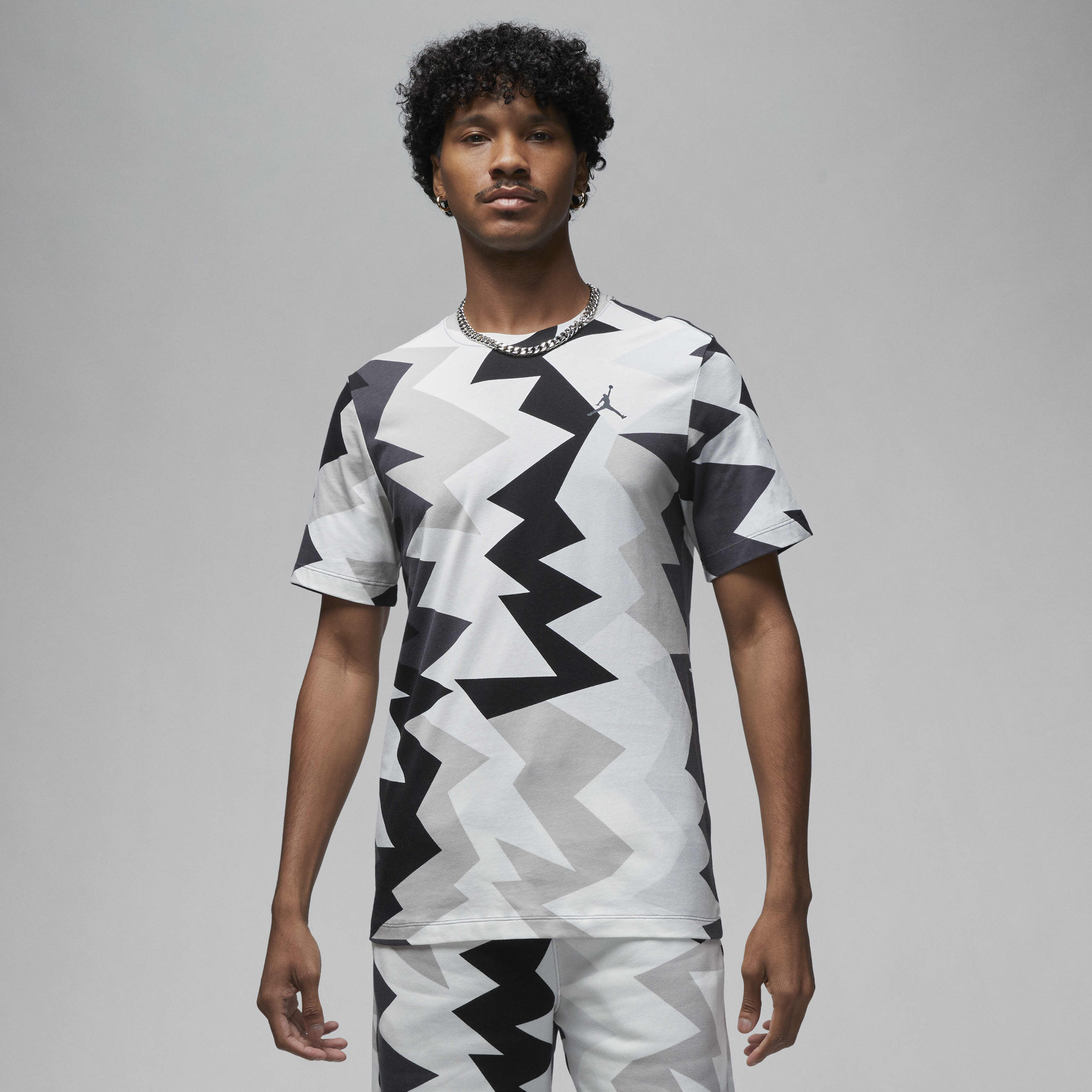 جوردن فلايت MVP image number 0