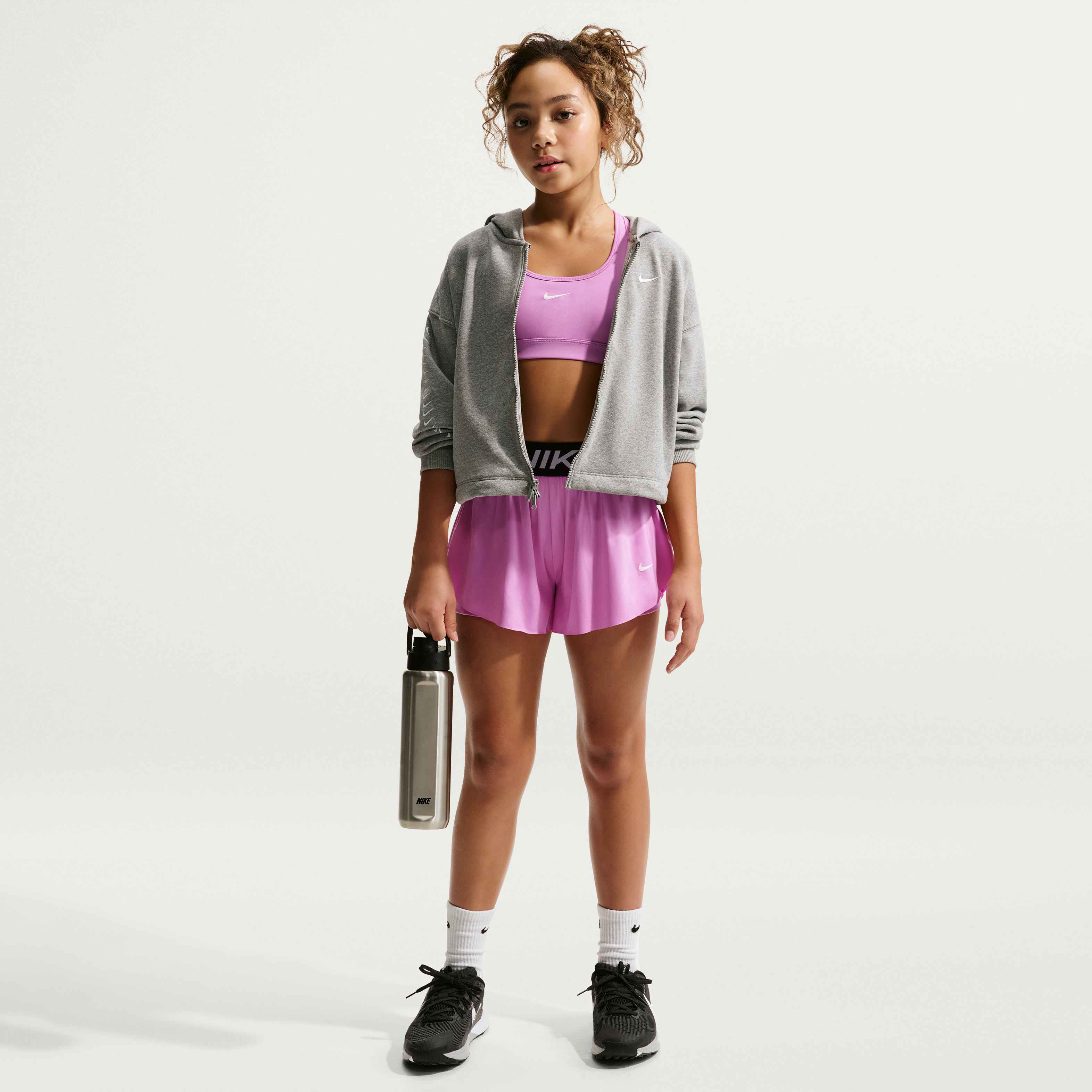 Nike Pro image number 0