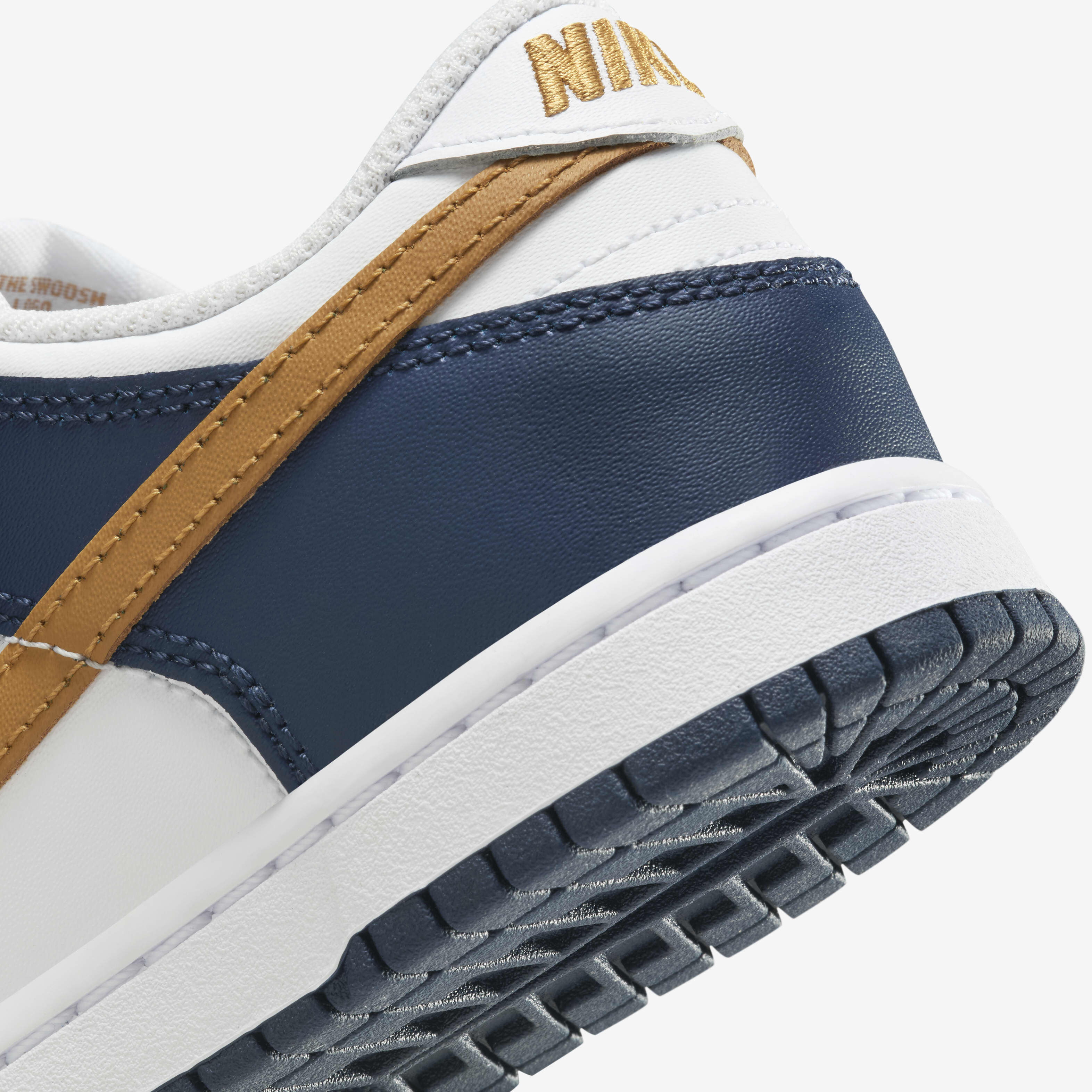 Nike Dunk Low image number 7