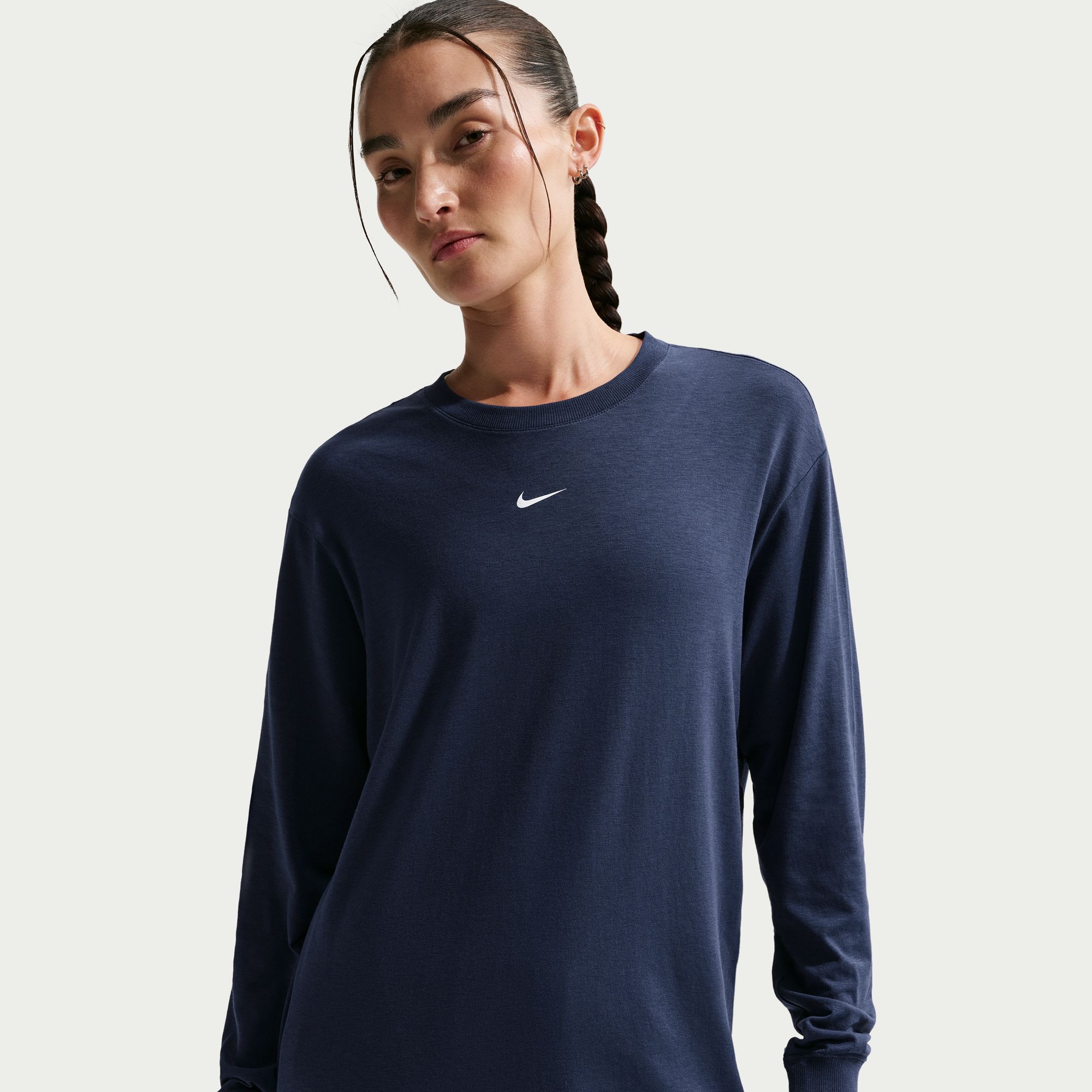Nike One Relaxed image number 2