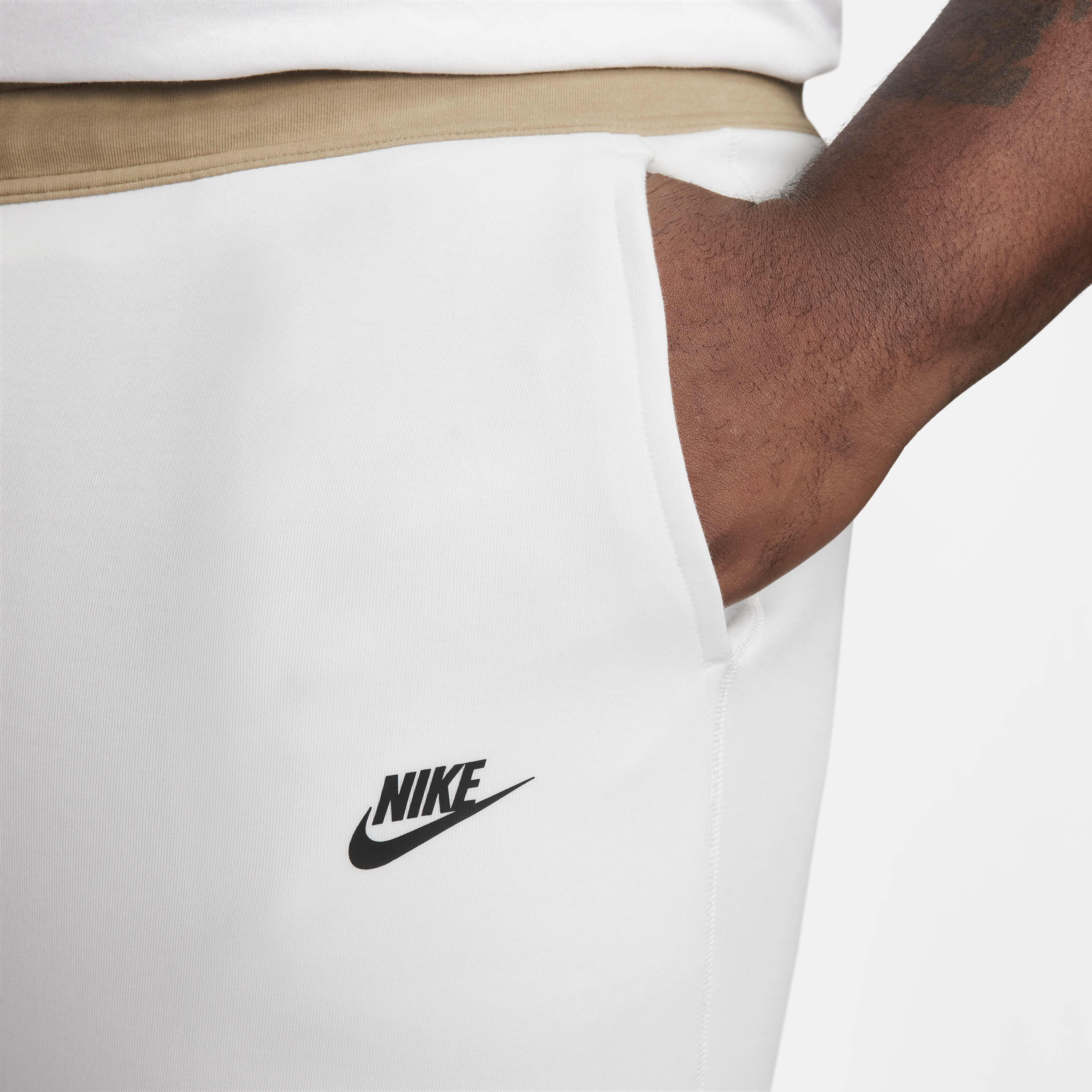 Nike Sportswear Tech Fleece image number 13