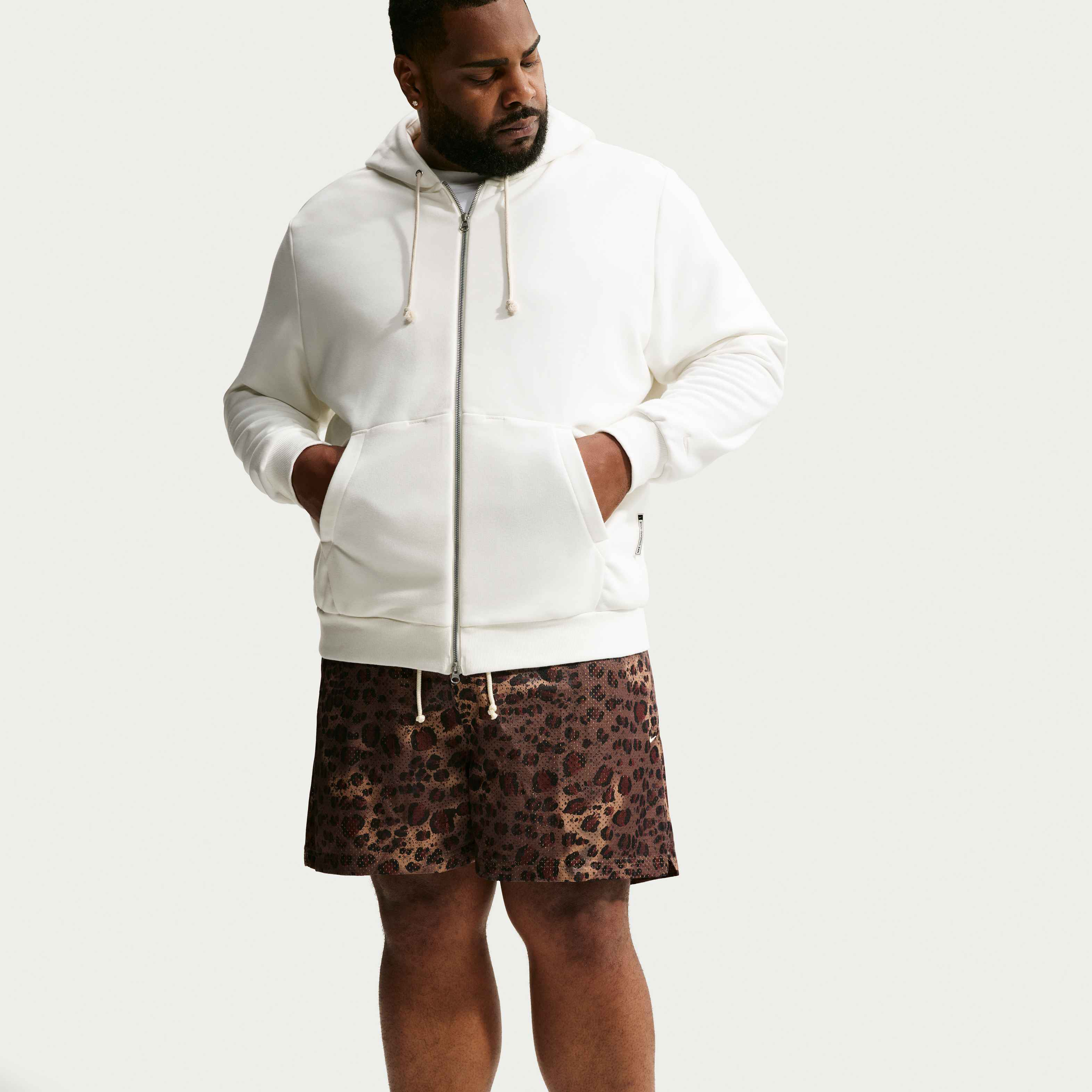 Nike Standard Issue image number 3