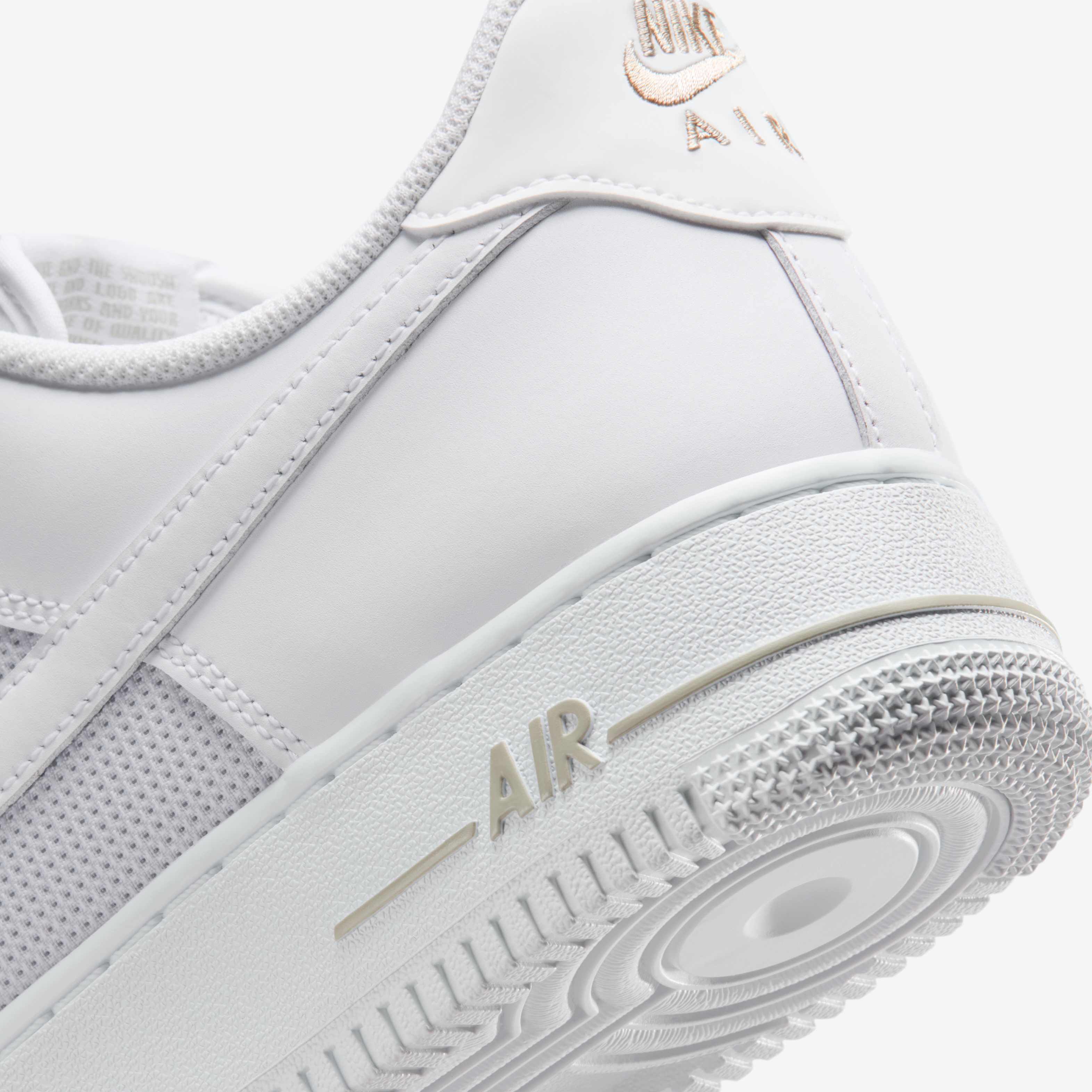 Nike Air Force 1 '07 LV8 image number 7