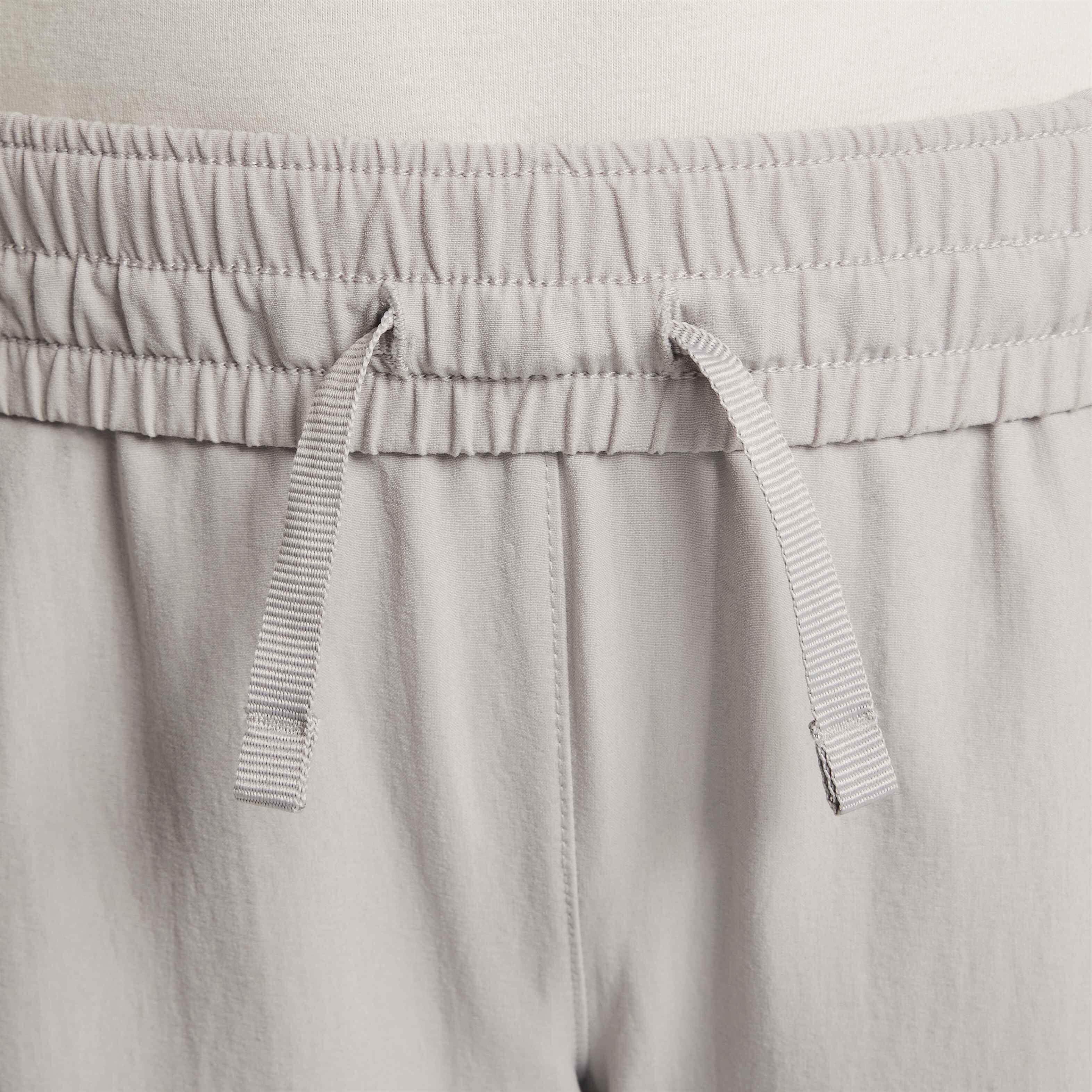 نايكي سبورتسوير سيتي يوتيليتي image number 2