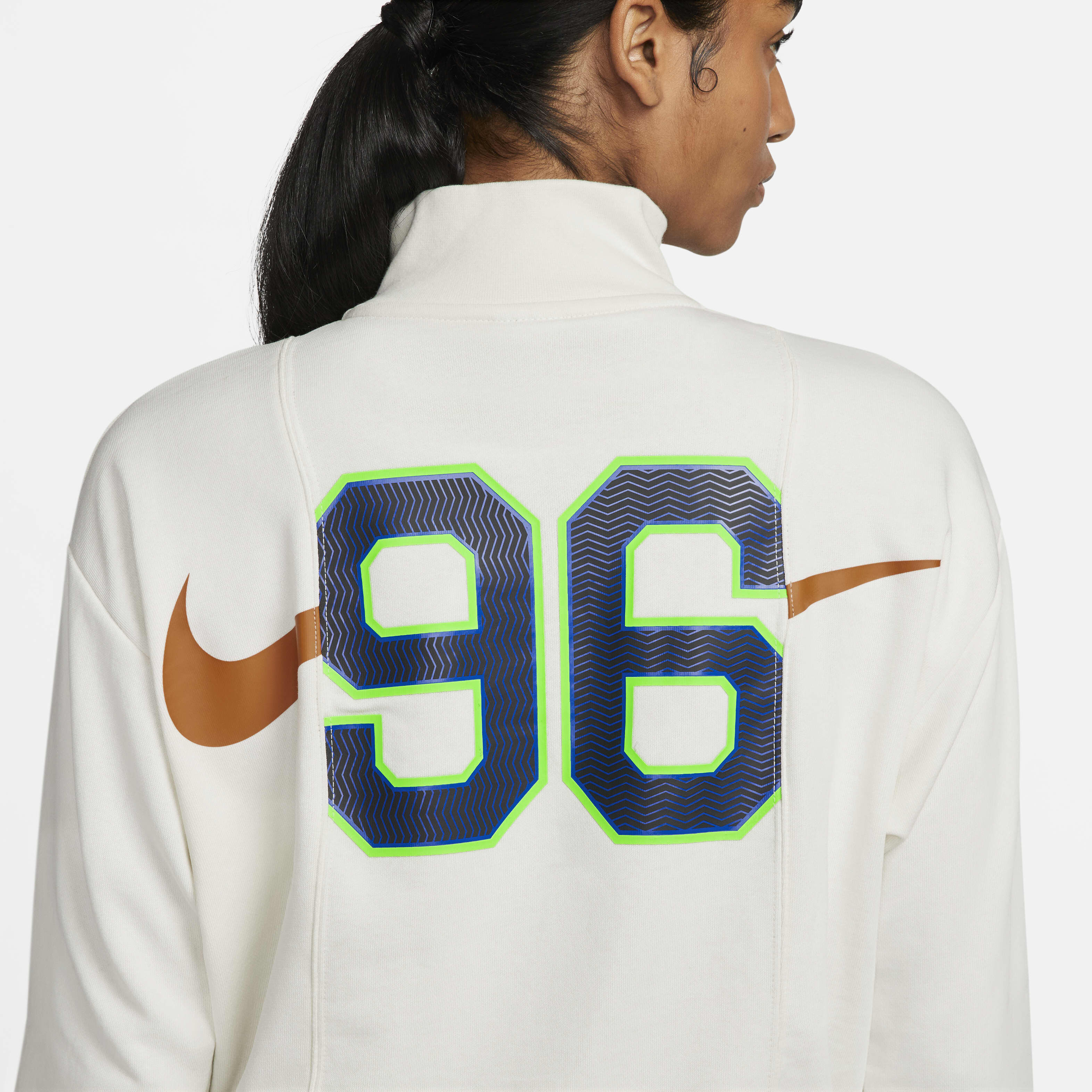 Nike Dri-FIT Swoosh Fly image number 5