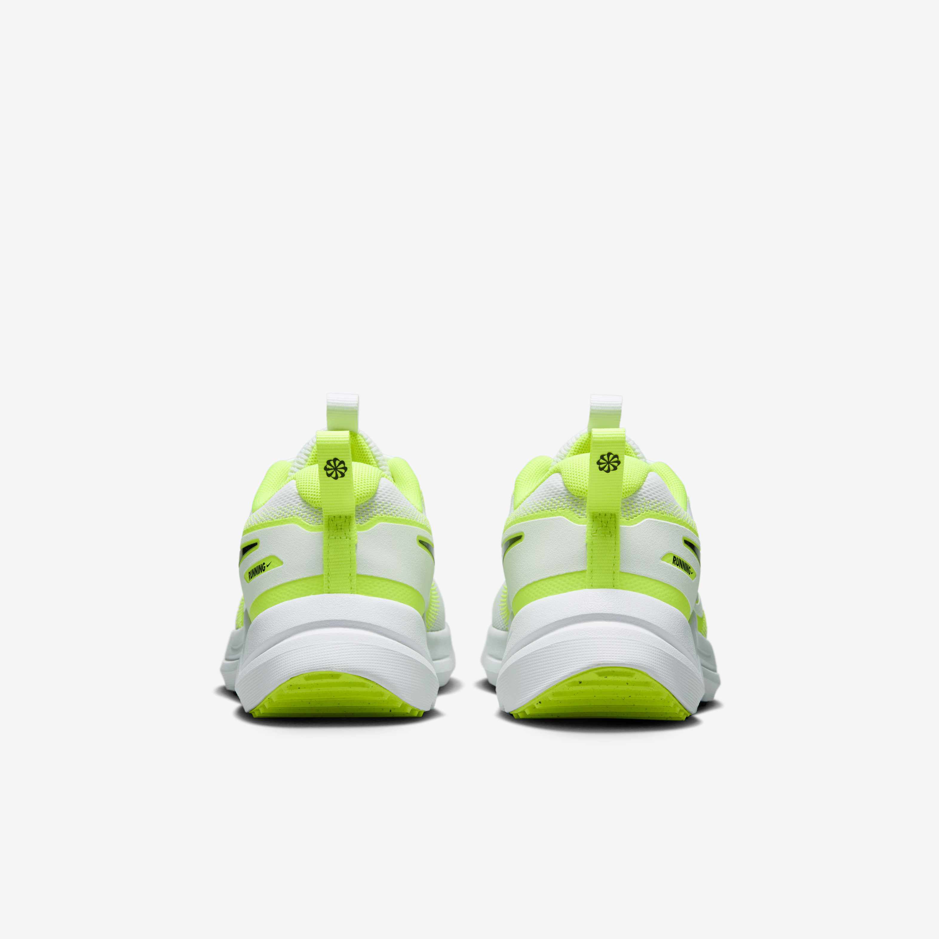 Nike Cosmic Runner image number 5