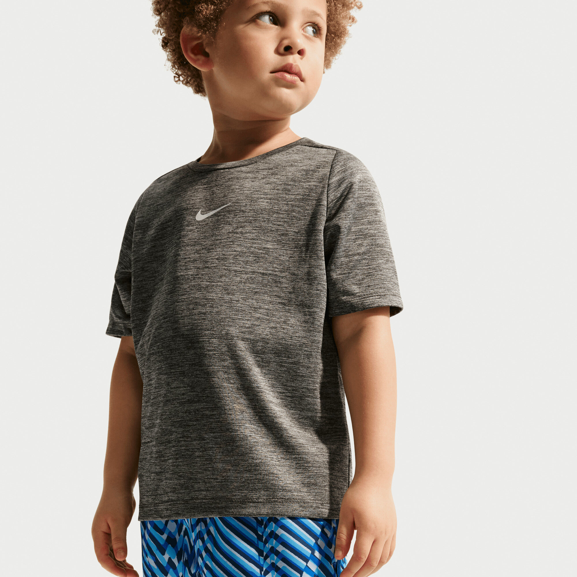 Nike Bold Move image number 4