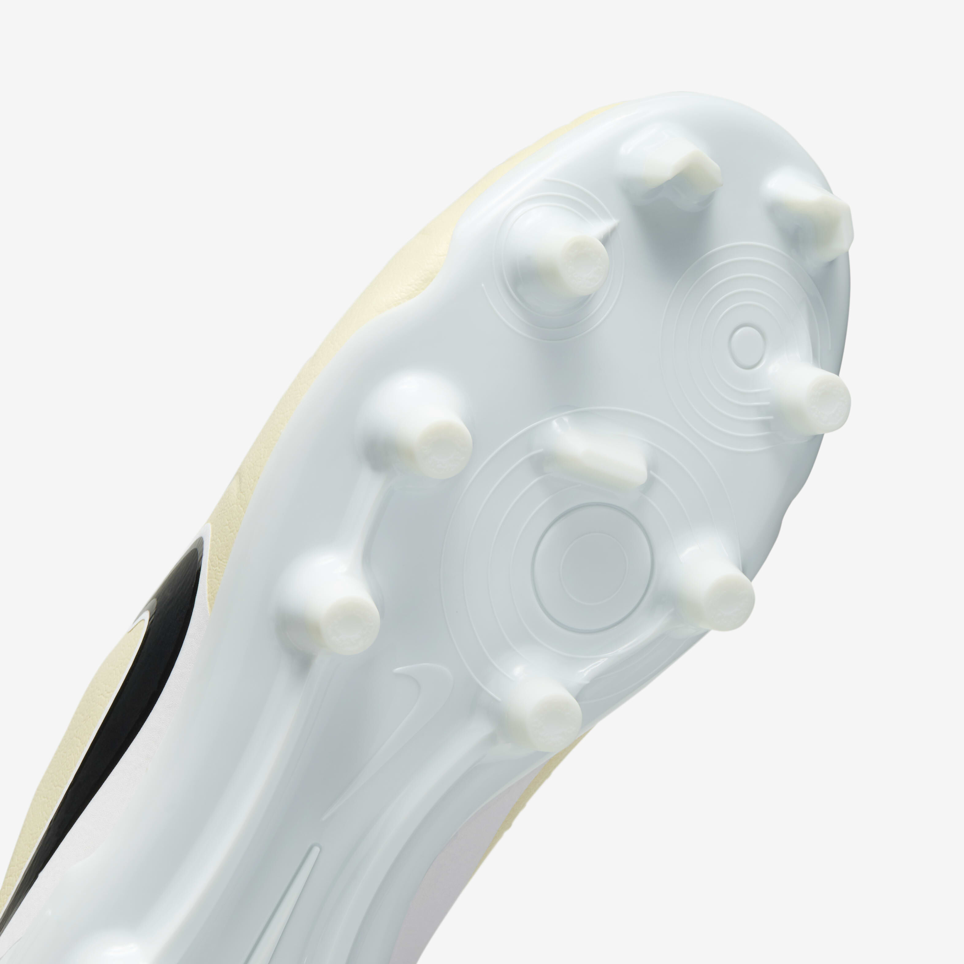 نايكي جونيور تيمبو ليجند 10 أكاديمي image number 6