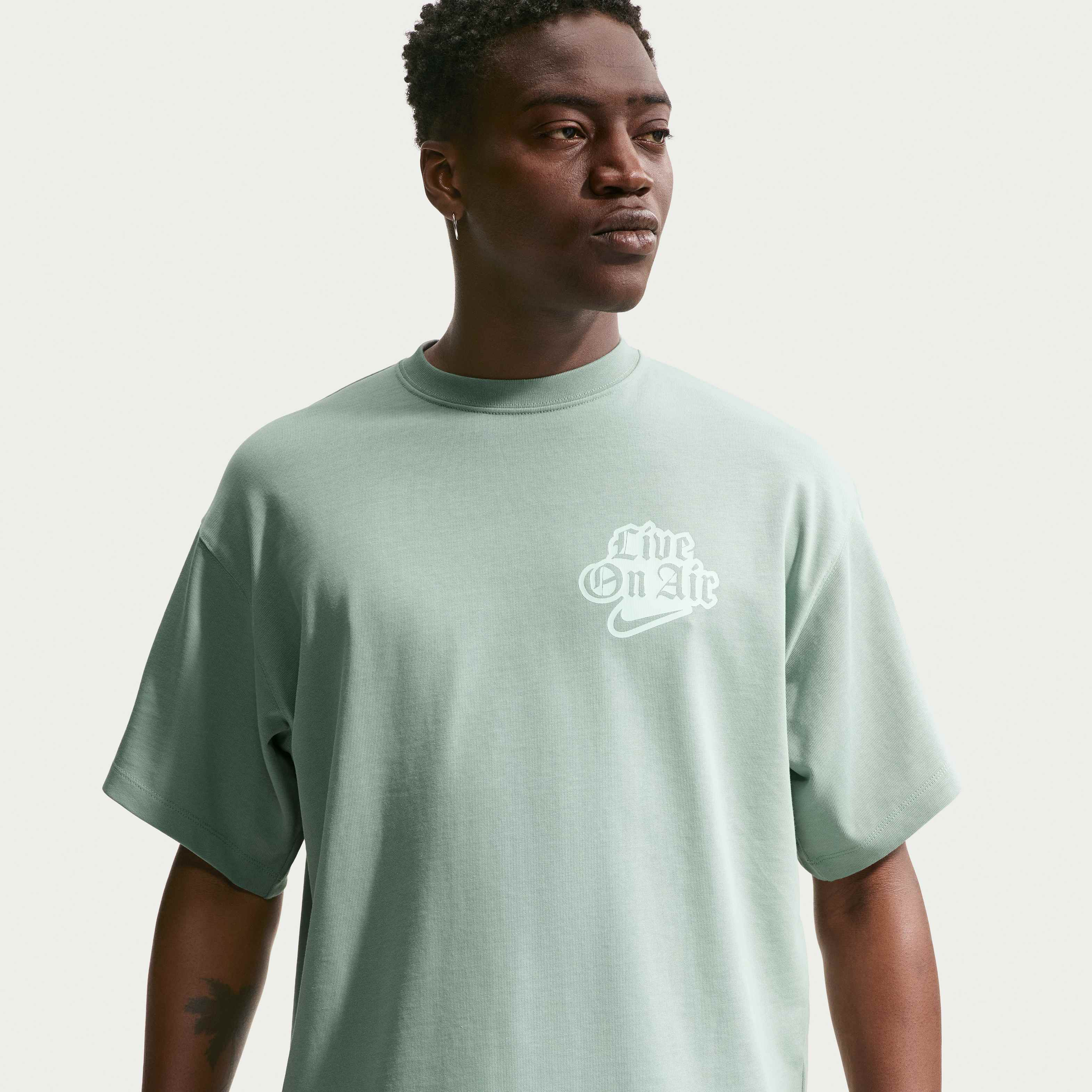 نايكي سولو سووش image number 0