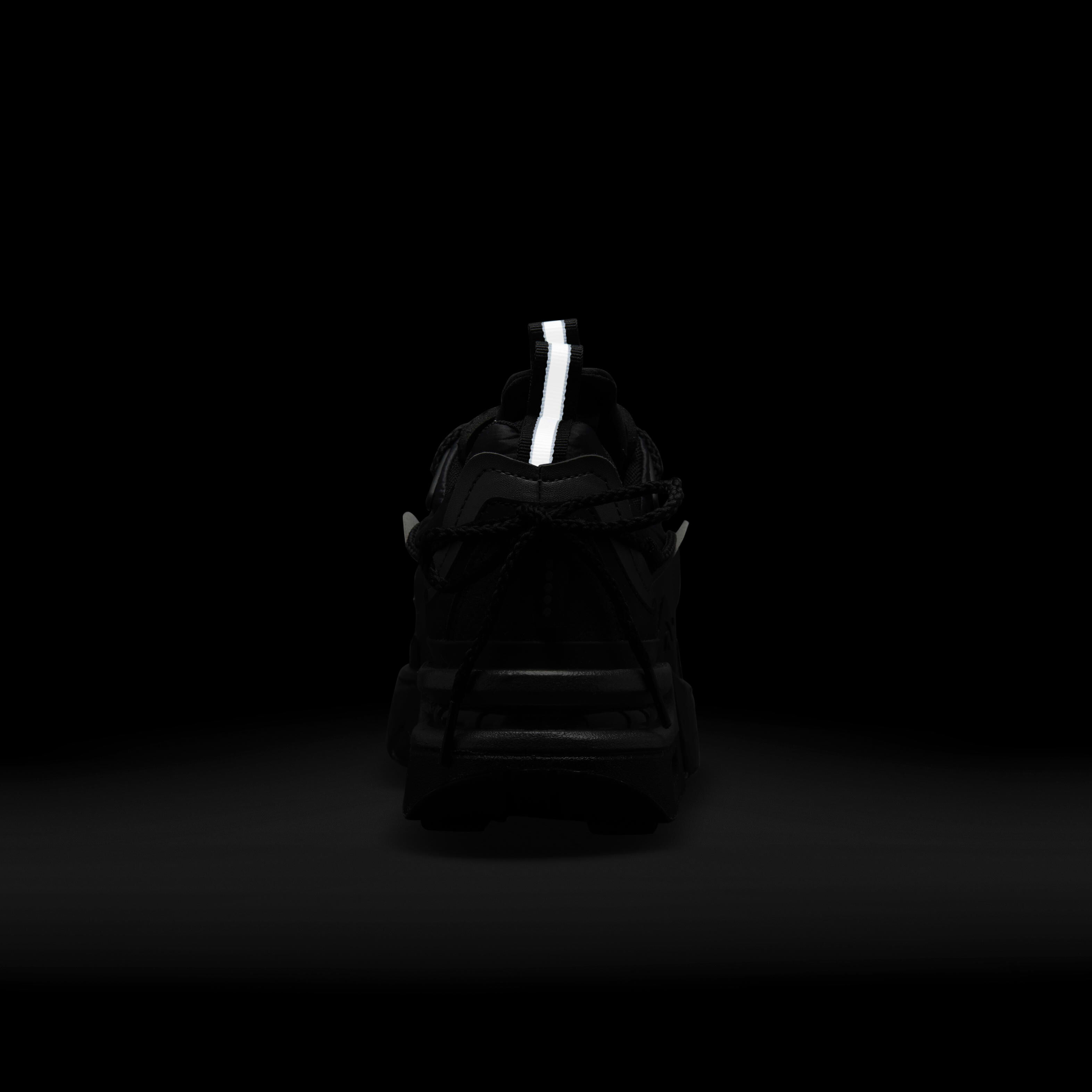 اير ماكس فوريوسا image number 9