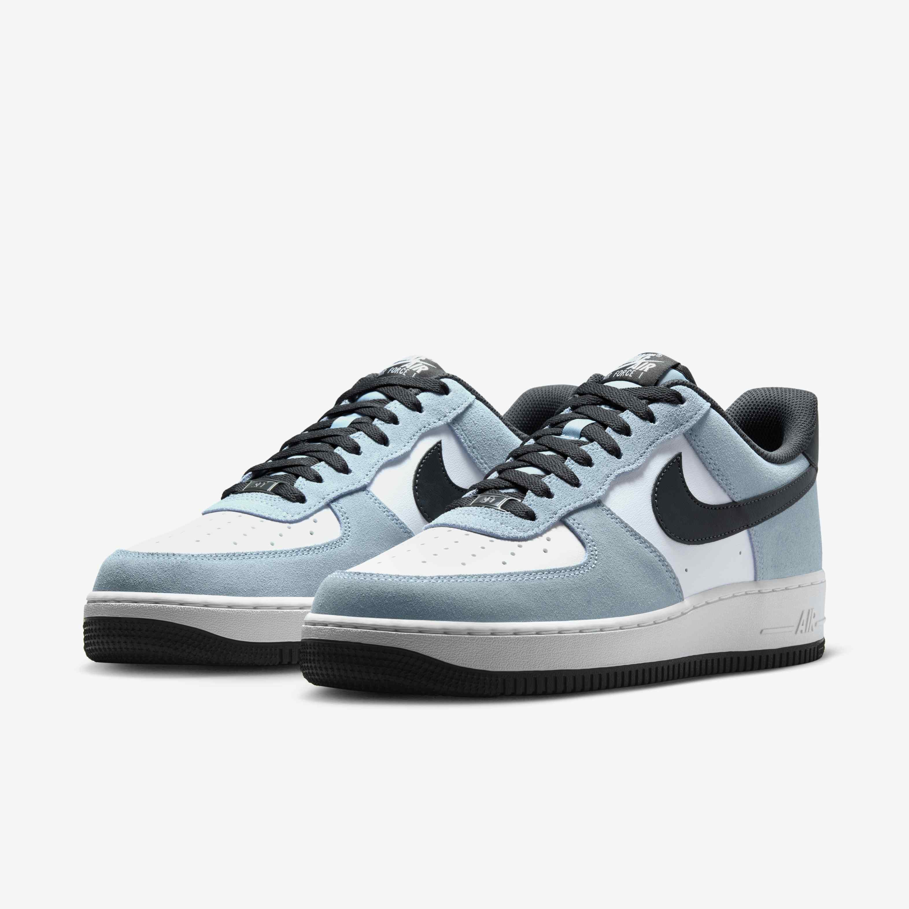 Nike Air Force 1 '07 LV8 image number 4