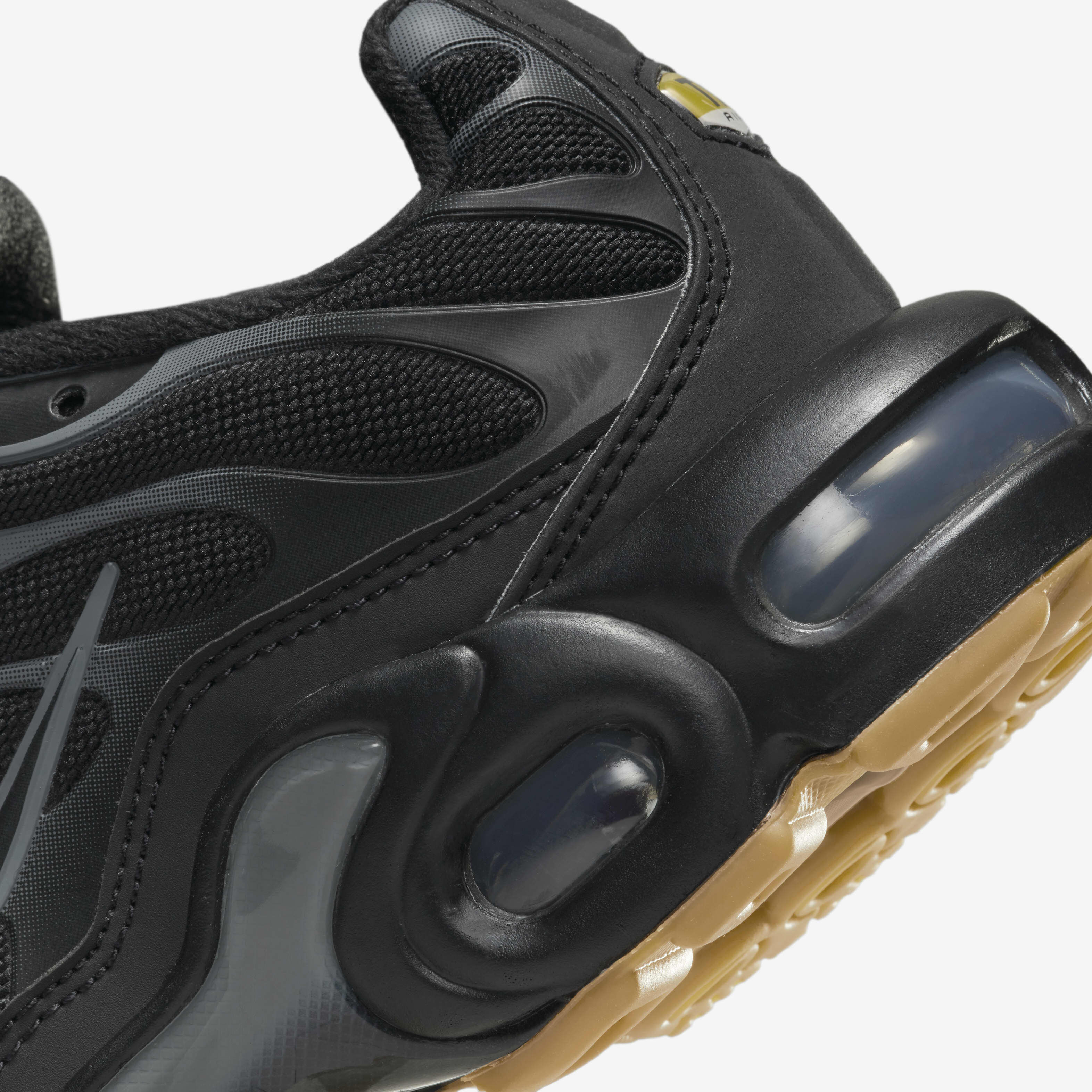 Nike Air Max Plus image number 7