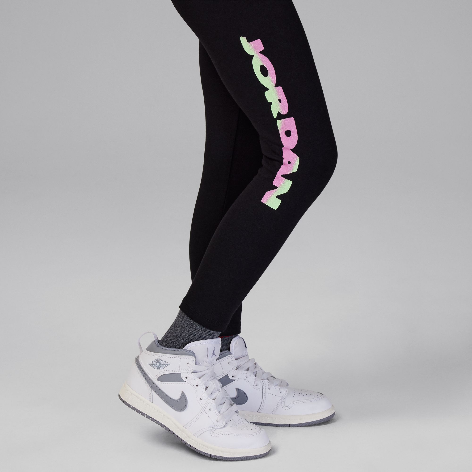 Jordan Deloris Jordan Flowers image number 6