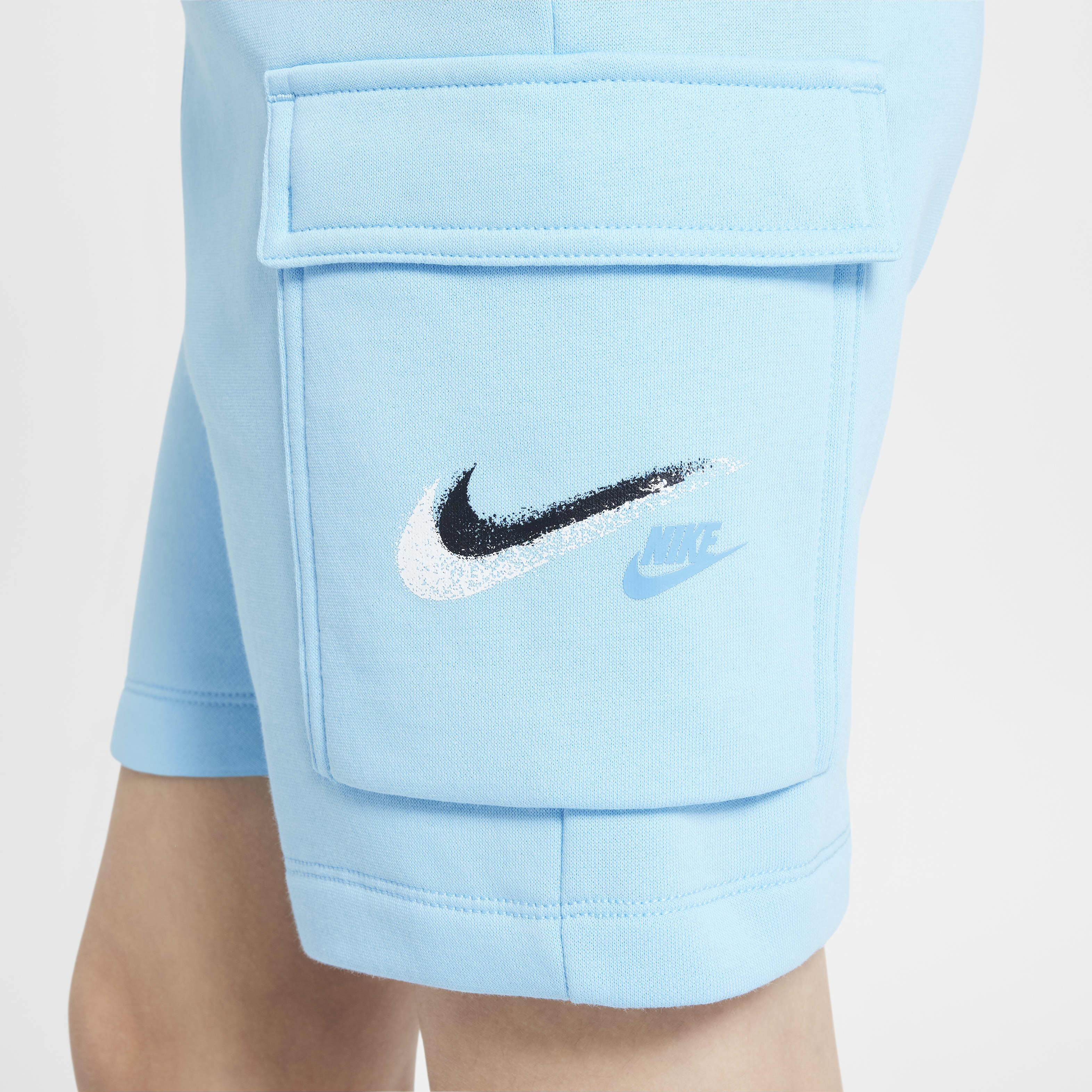 Nike Sportswear Standard Issue image number 3