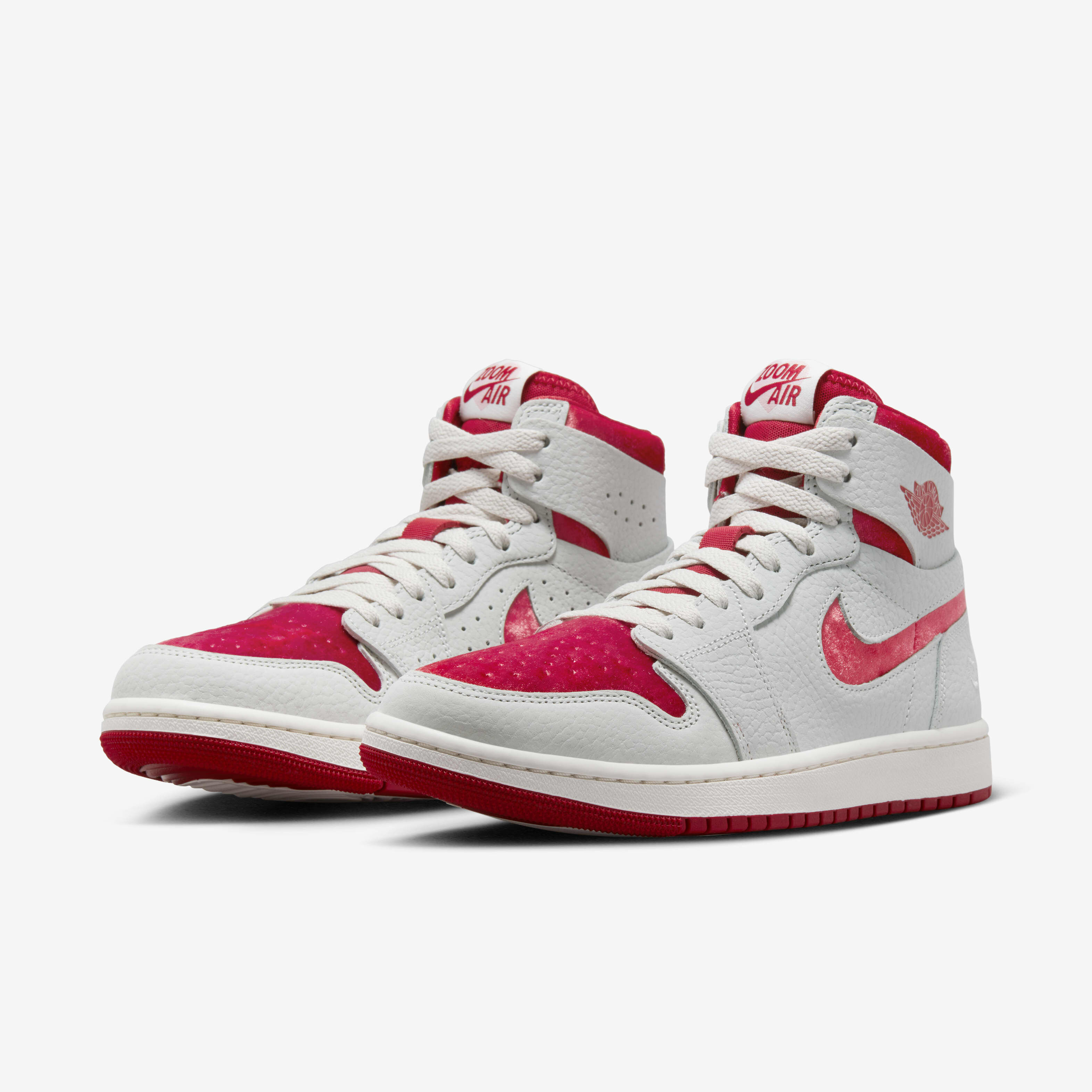 Air Jordan 1 Zoom CMFT 2 'Valentines Day' image number 4