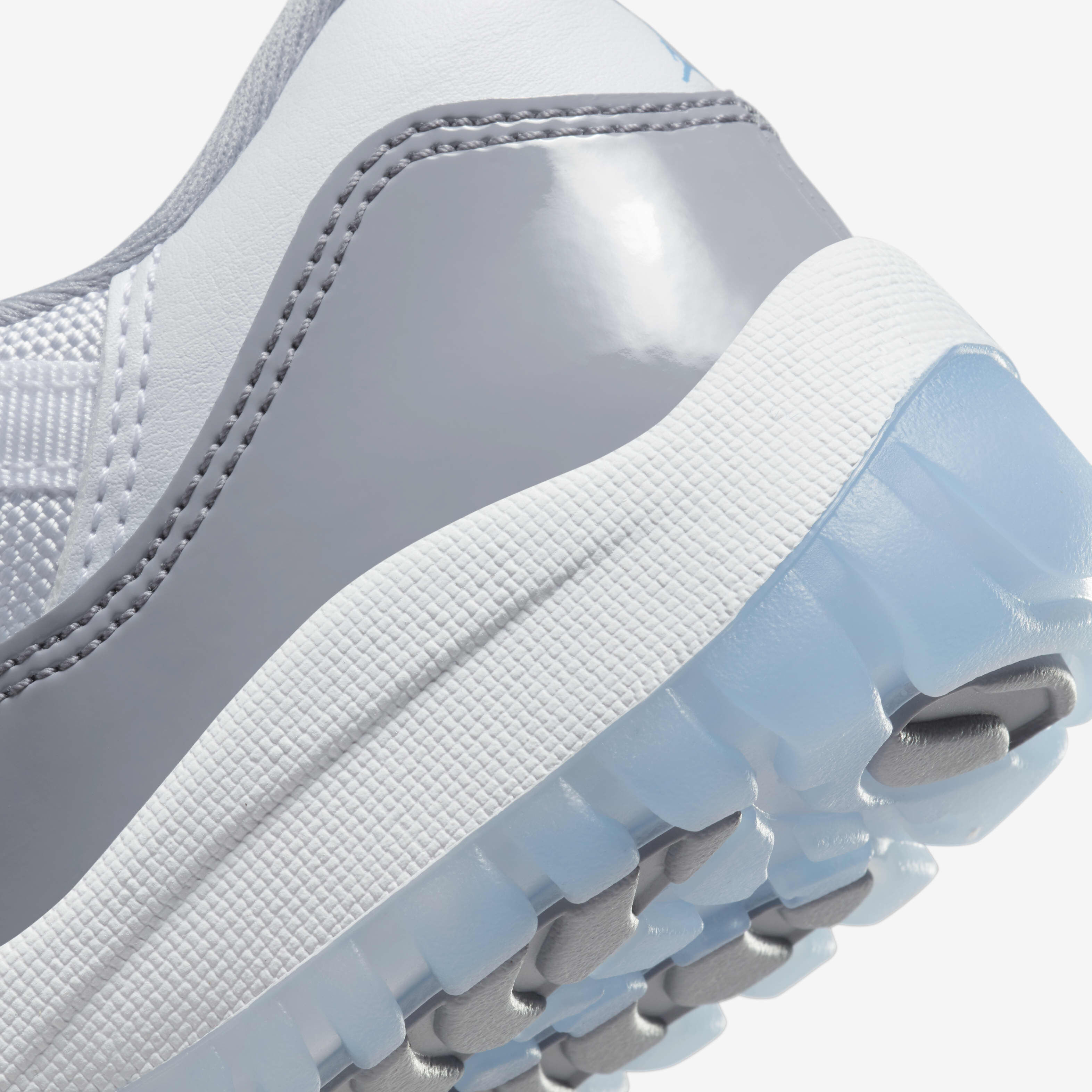 اير جوردن 11 ريترو لو image number 7