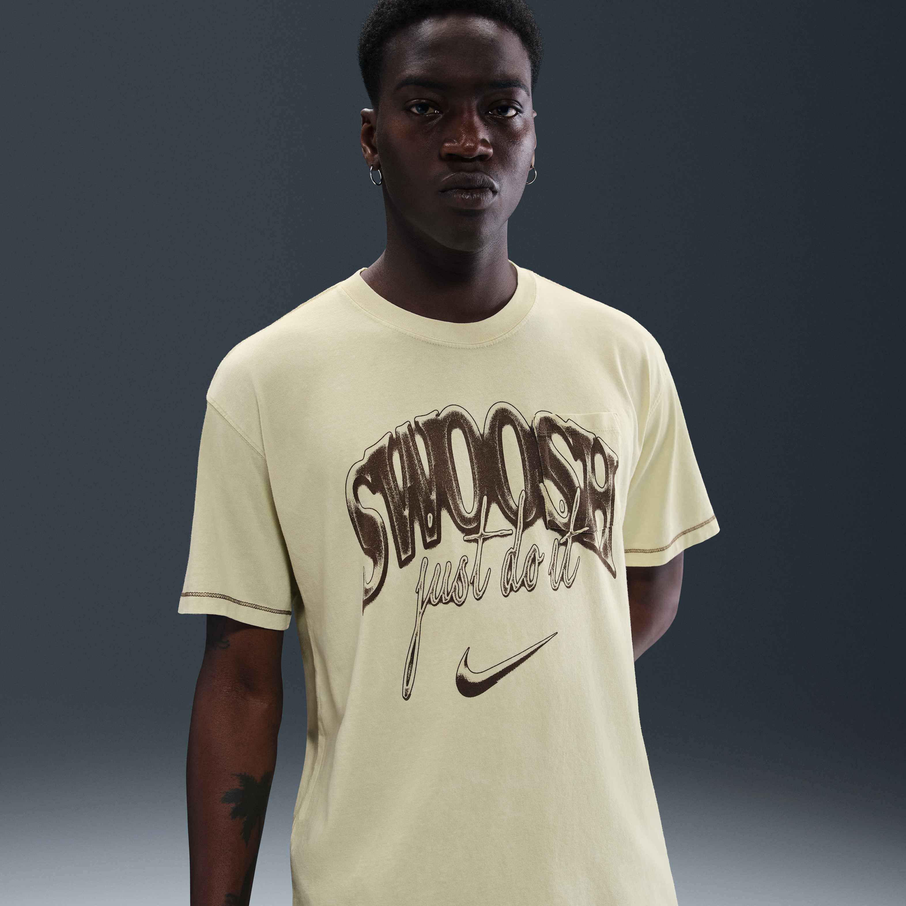 ★ Nike★ Sportswear Max90 T-shirt M Light Khaki HQ9261229 Nike Sportswear Max90 T-Shirt. Nike.com