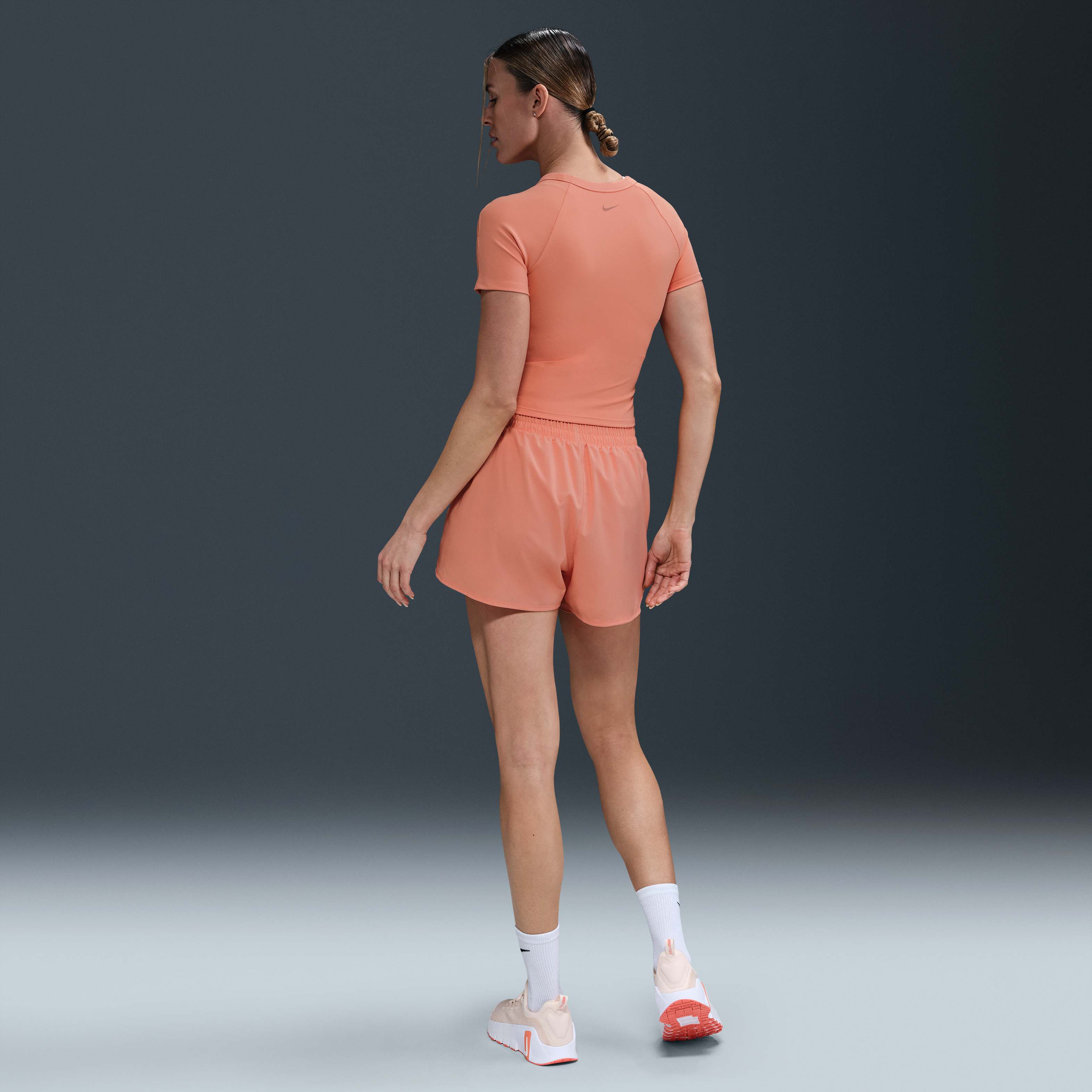 Nike One Fitted image number 4