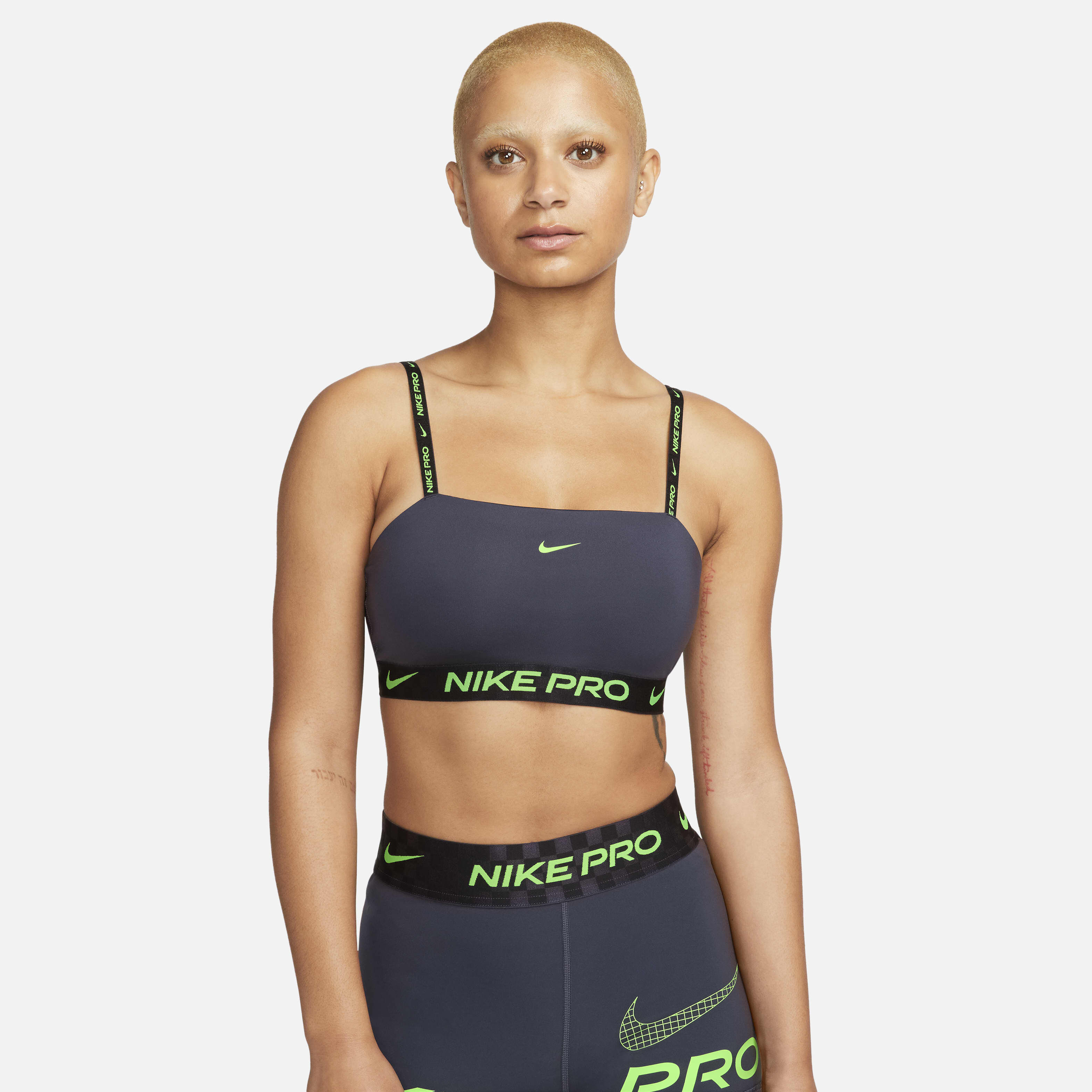 Nike Pro Indy image number 0