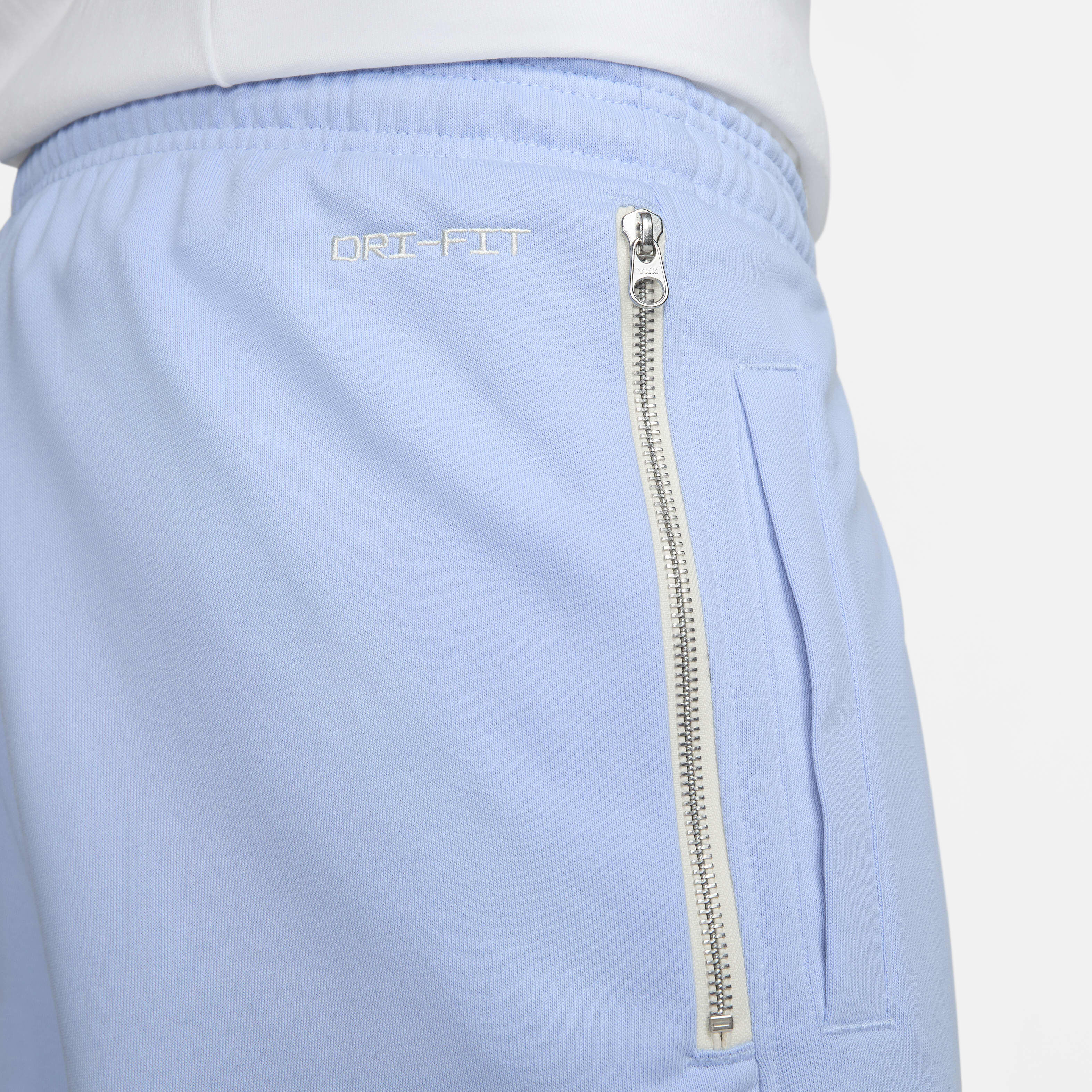 نايكي دراي-فت ستاندرد اشيو image number 4