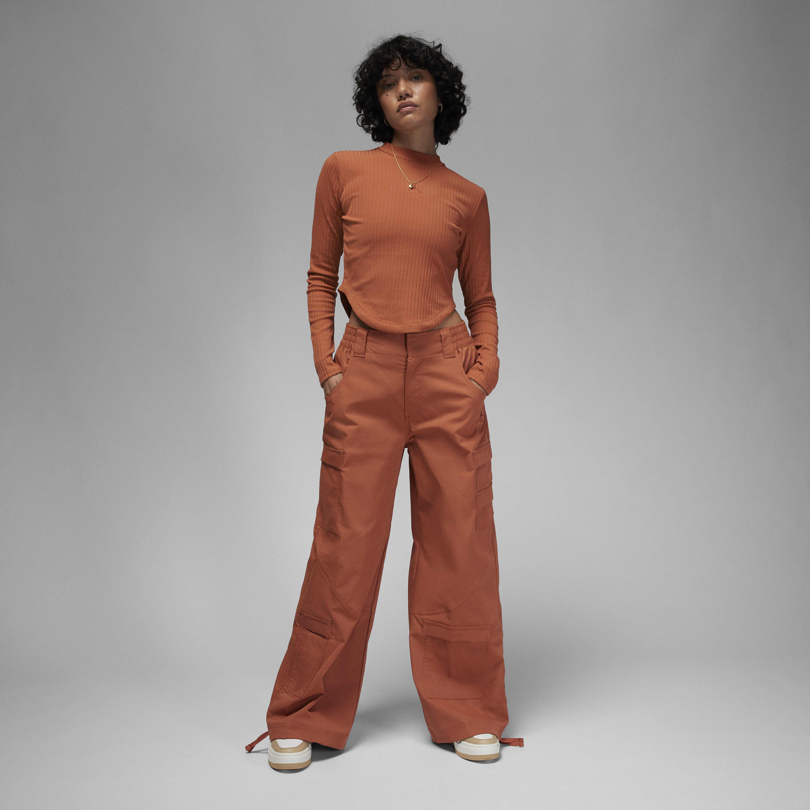 Buy Jordan Chicago Women's Heavyweight Trousers - Dusty