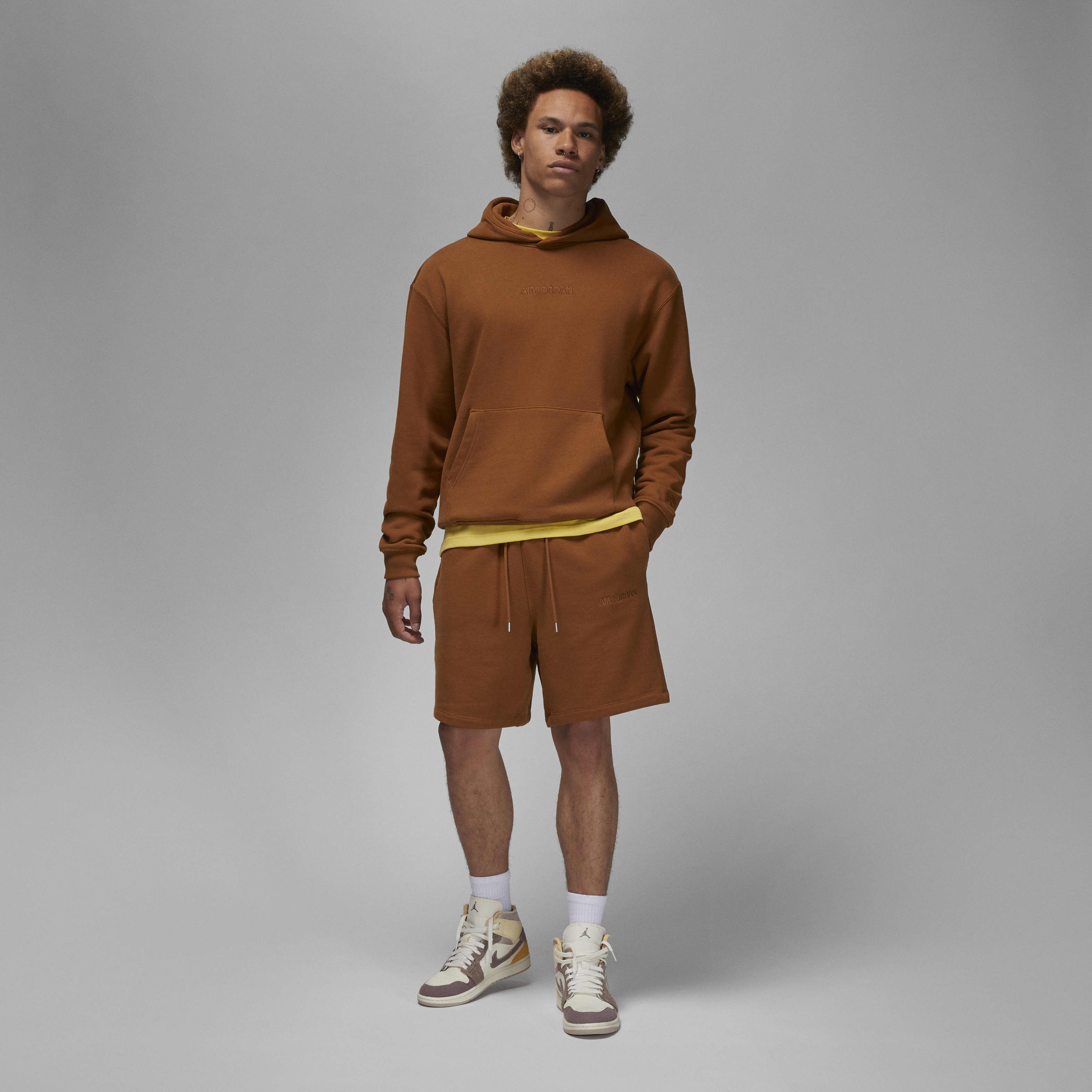 اير جوردن ووردمارك image number 6