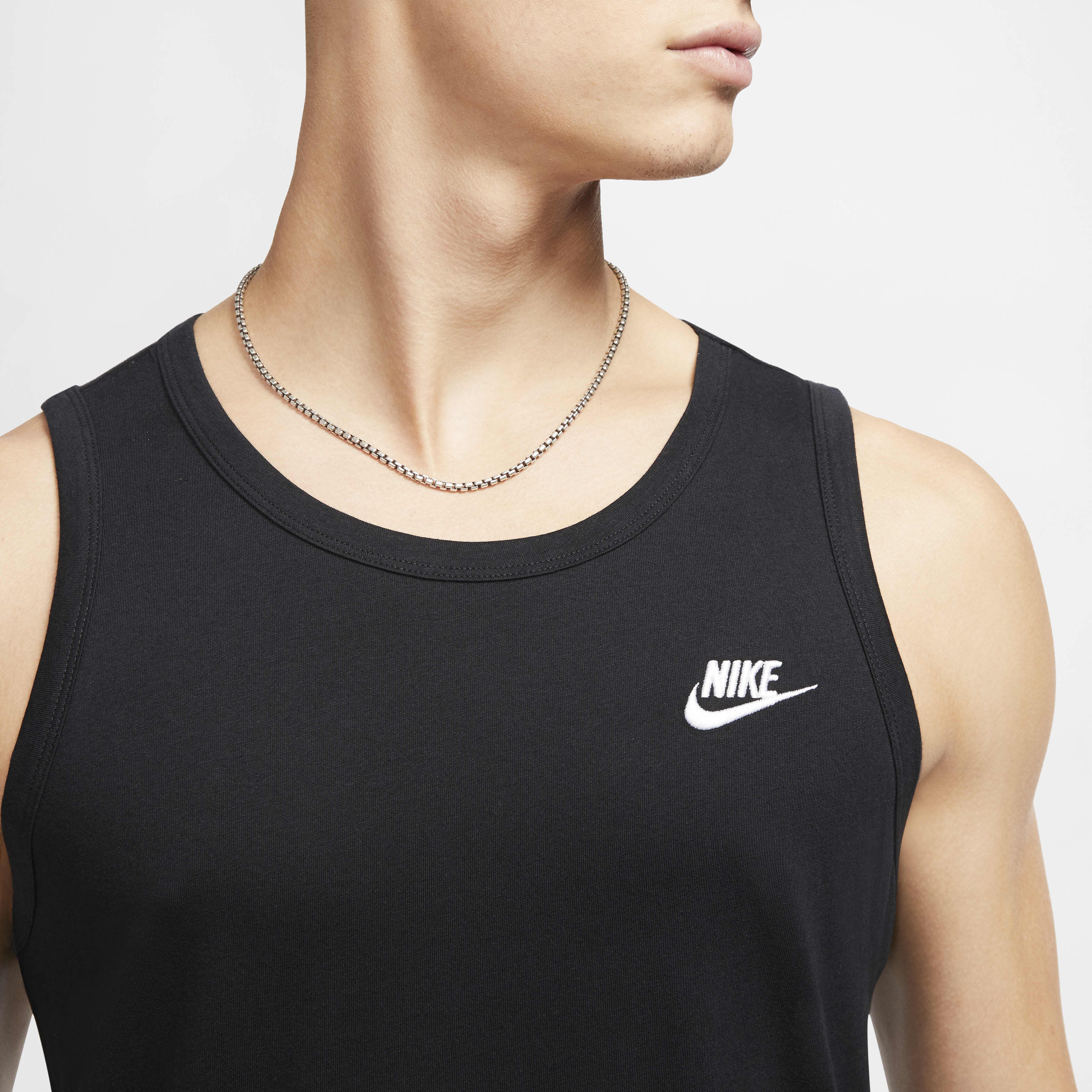 Nike Sportswear Club image number 2