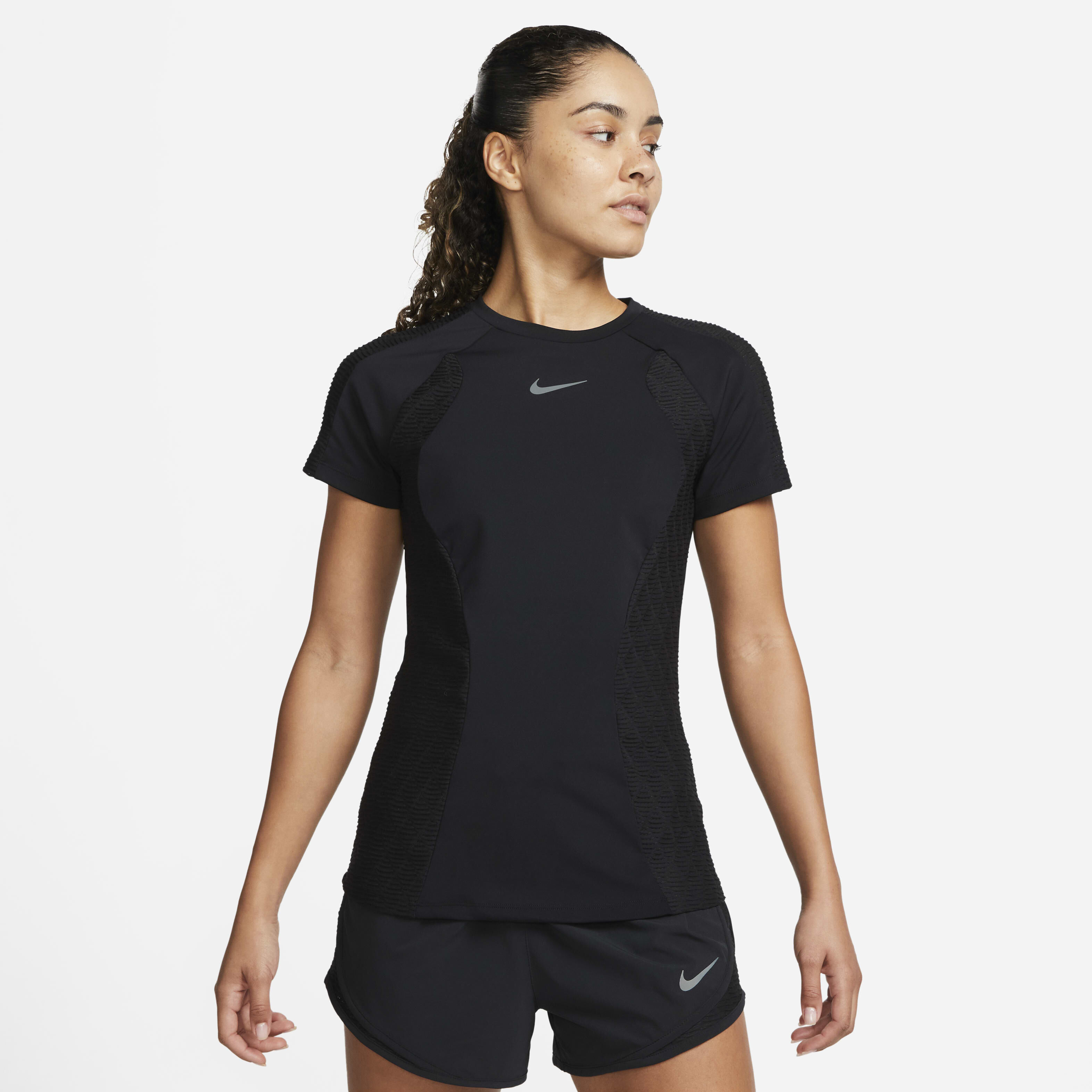 Nike Dri-FIT ADV Run Division image number 0