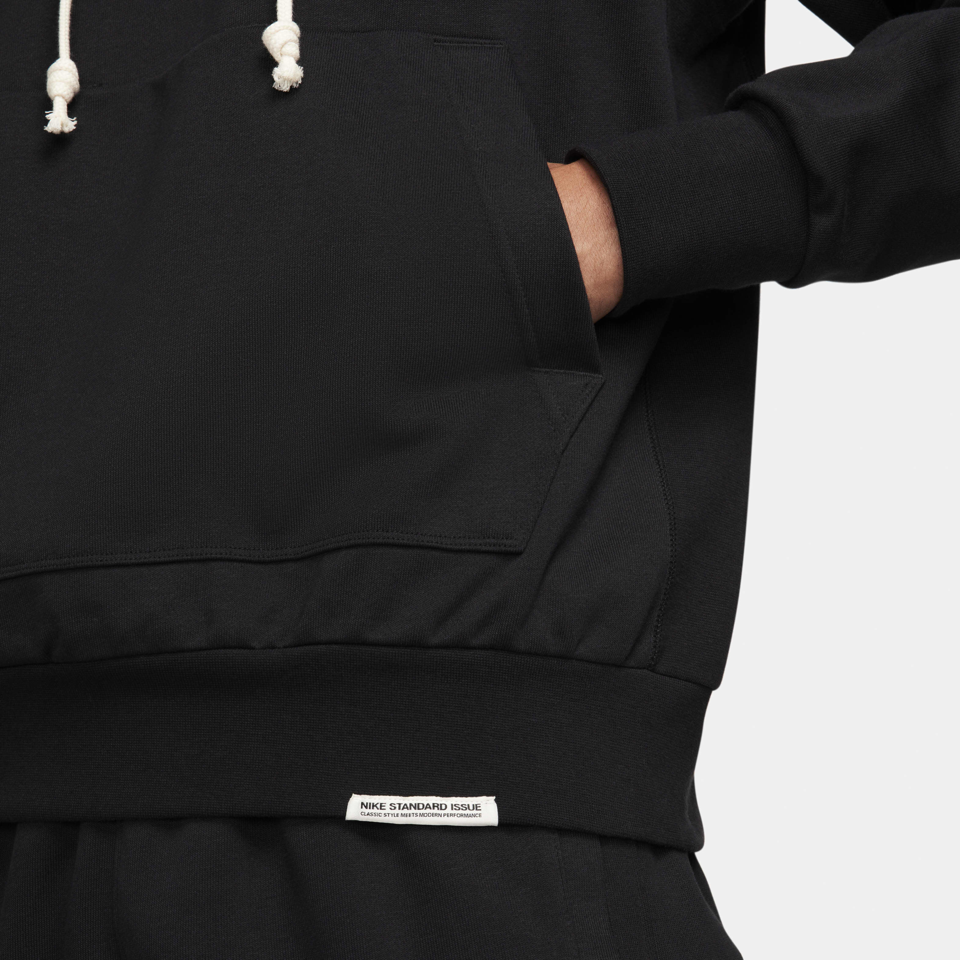 Nike Standard Issue image number 3