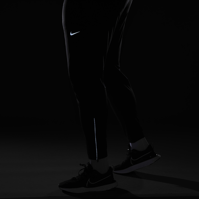 Nike Phenom image number 13 Nike Phenom image number 13