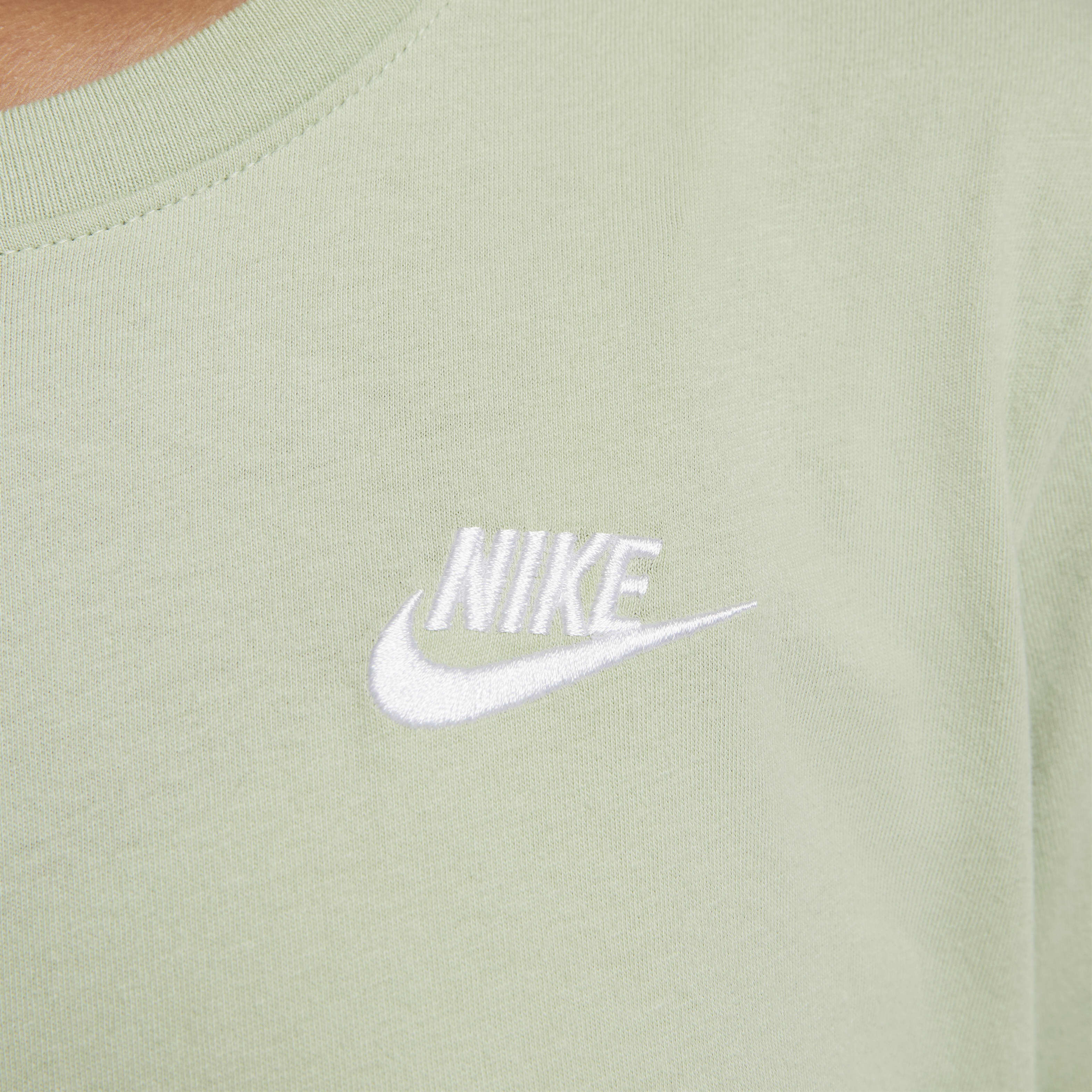 Nike Sportswear Club Essentials image number 3