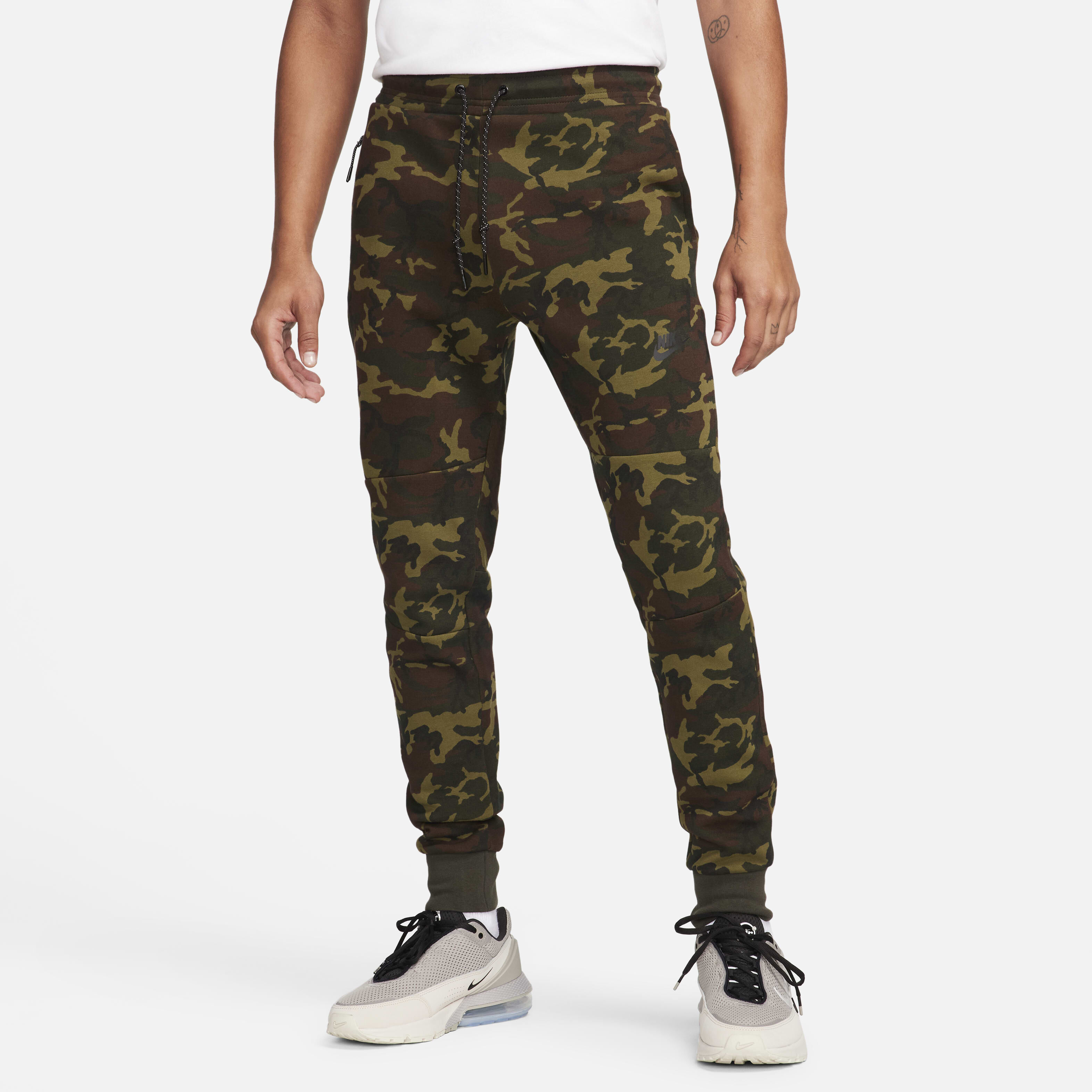Buy Nike Sportswear Tech Fleece OG Men s Slim Fit Joggers Sequoia Black Nike Kuwait Official