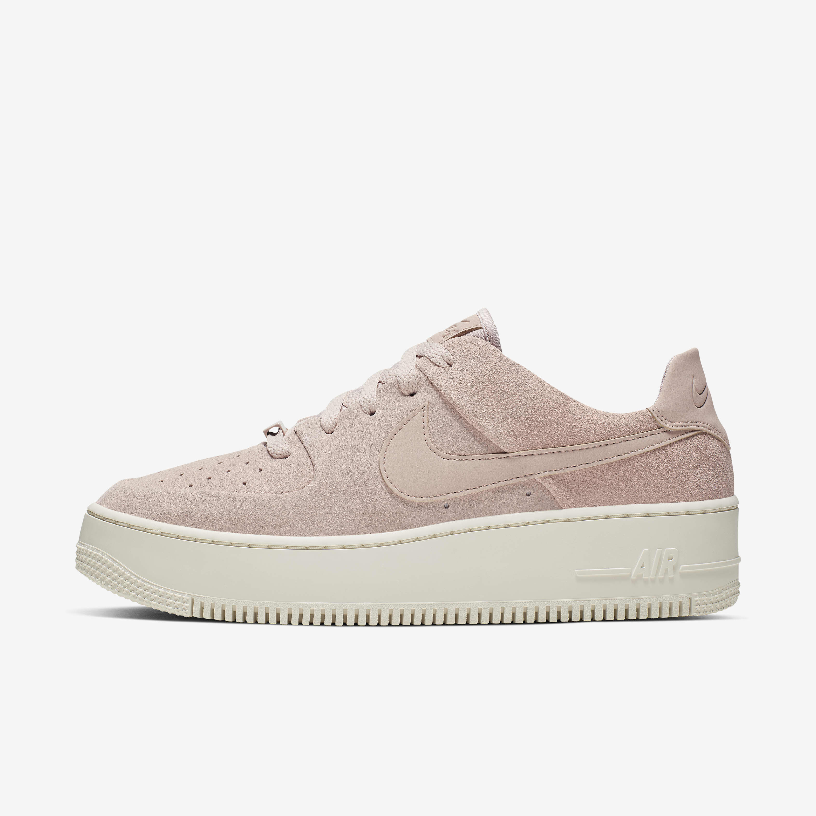 Nike low air force women's deals