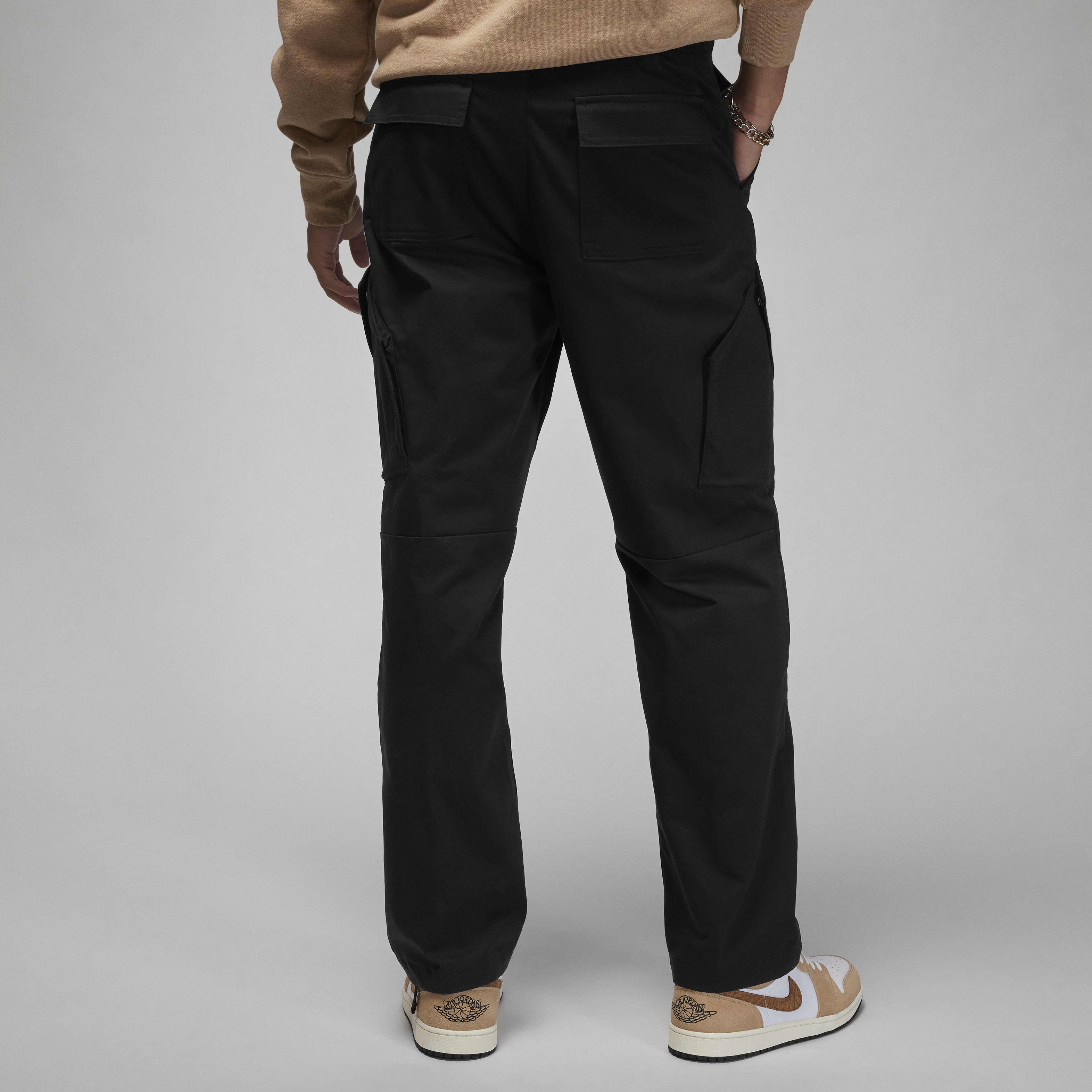 Jordan Essentials Chicago image number 1