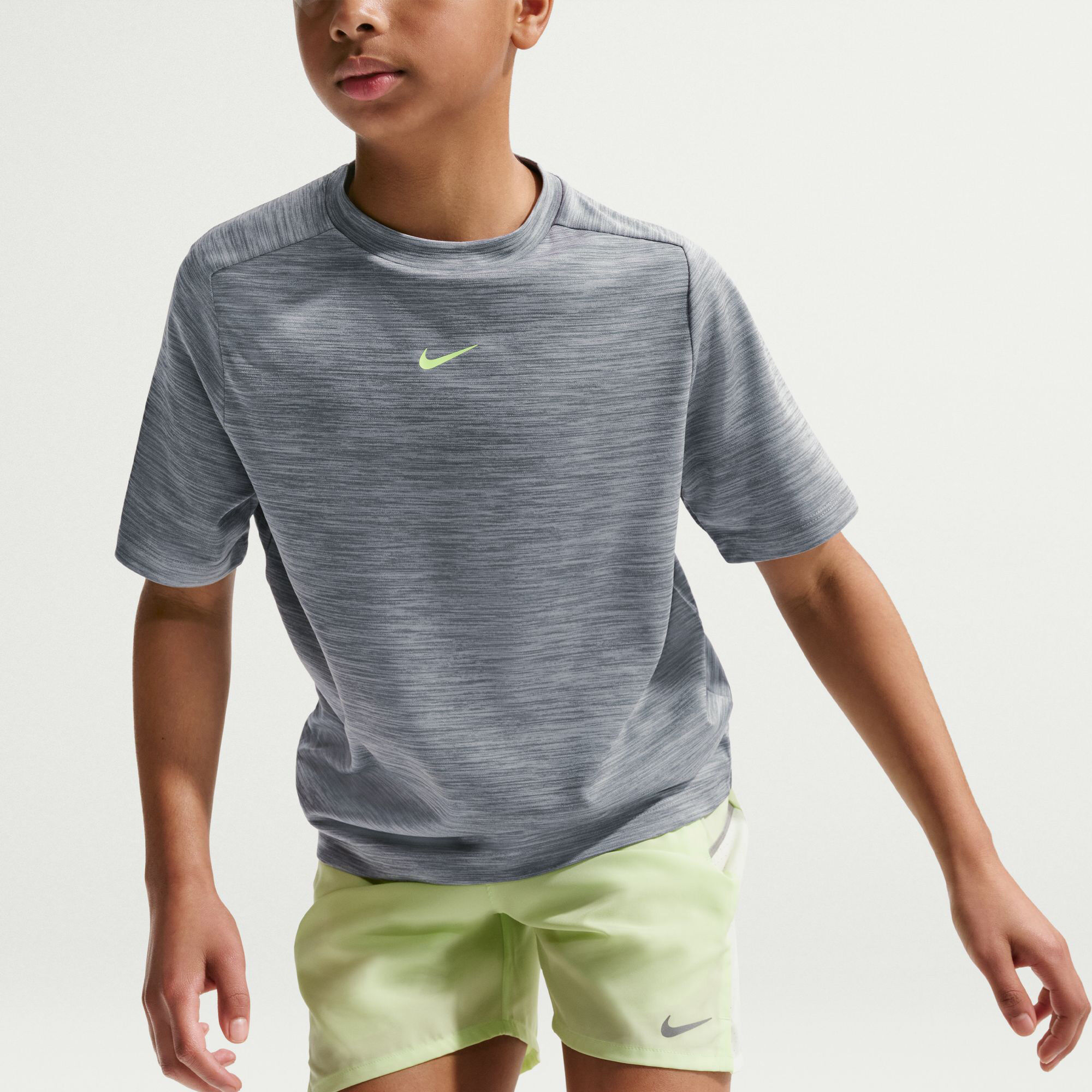 نايكي مالتي image number 4